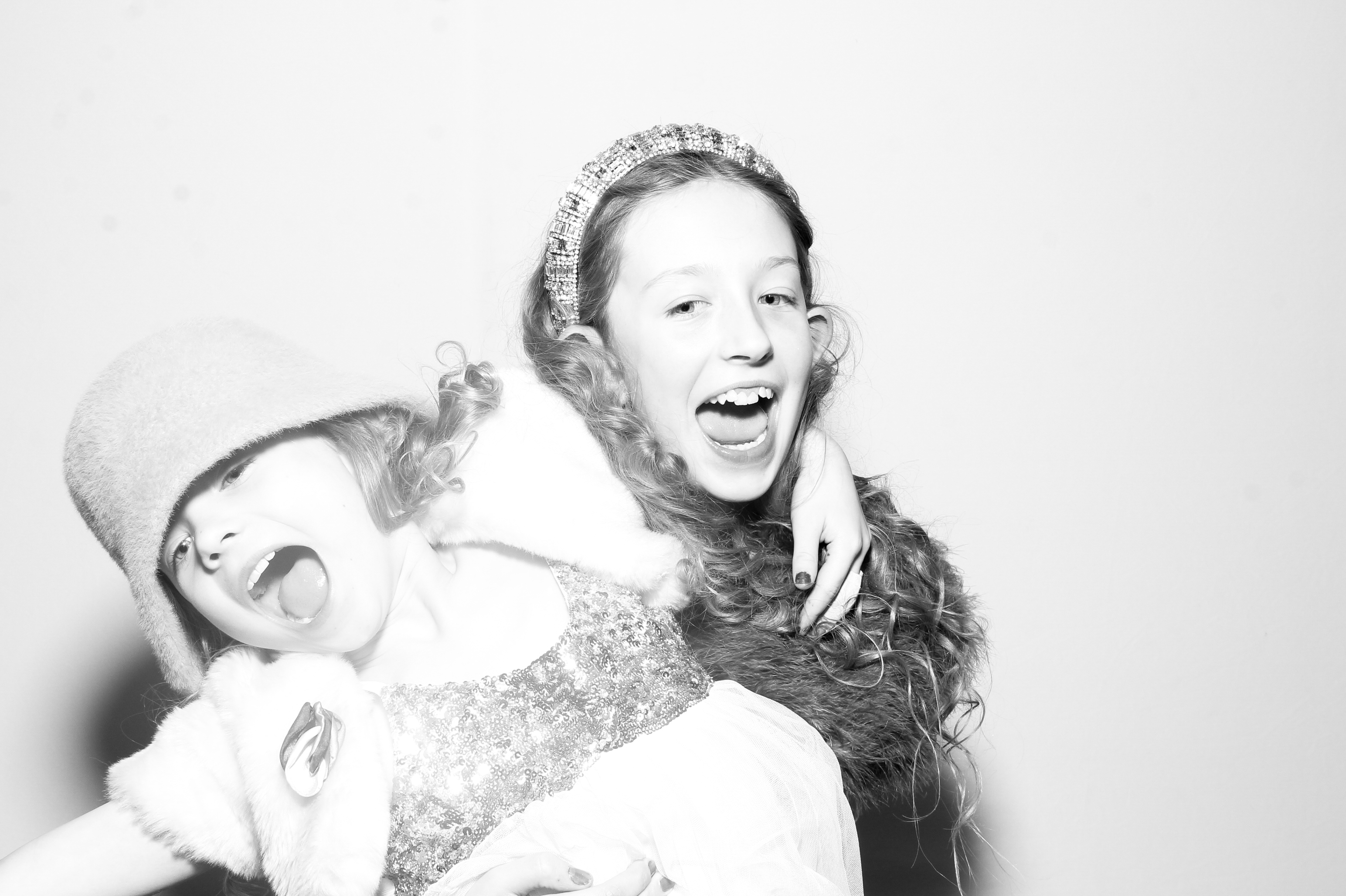 Sonia & Brett | View more photos from the event at gallery.snapmagic.ie/u/SnapMagic/Sonia-Brett