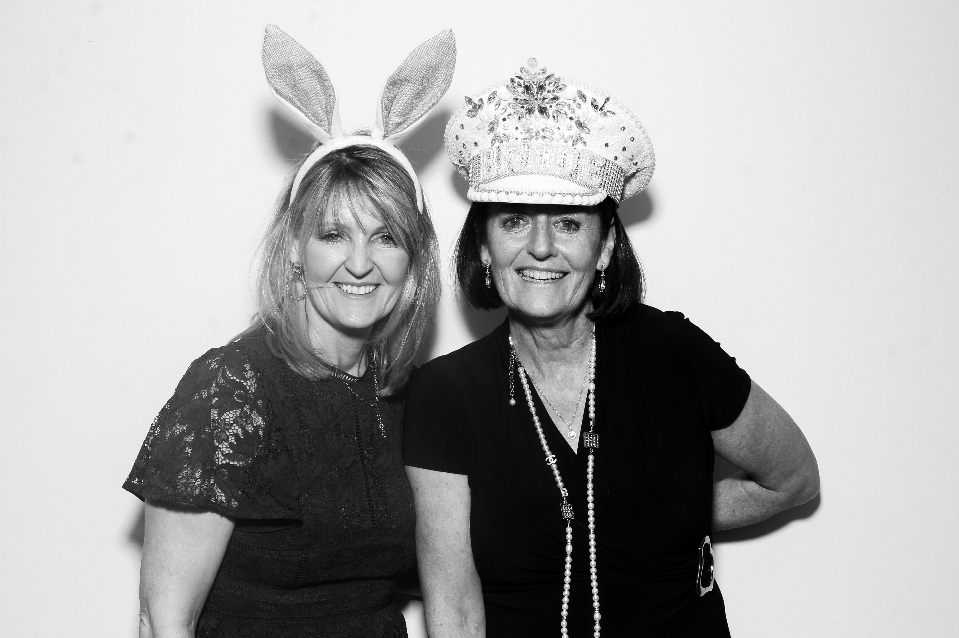 Sonia & Brett | View more photos from the event at gallery.snapmagic.ie/u/SnapMagic/Sonia-Brett