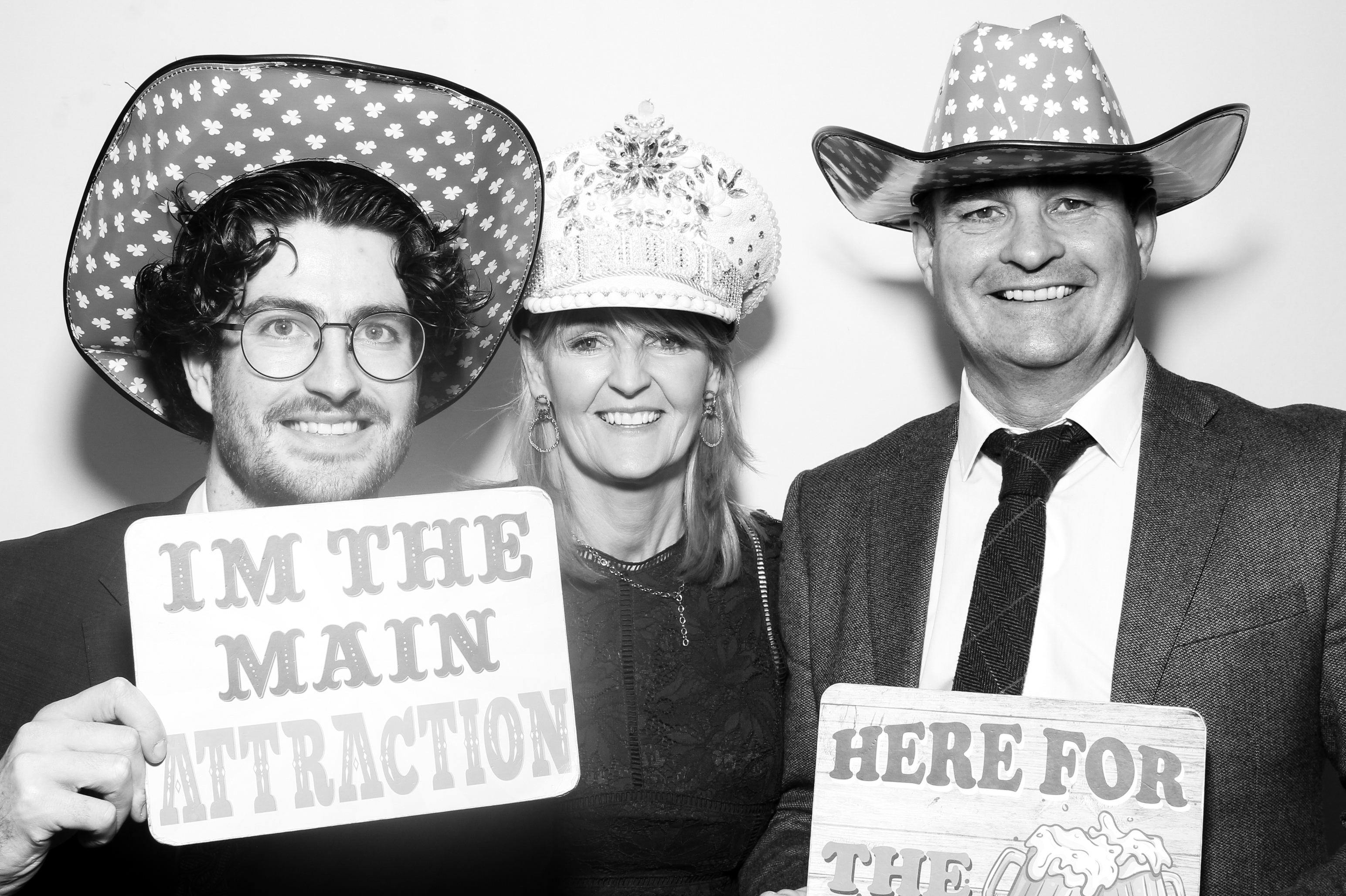 Sonia & Brett | View more photos from the event at gallery.snapmagic.ie/u/SnapMagic/Sonia-Brett