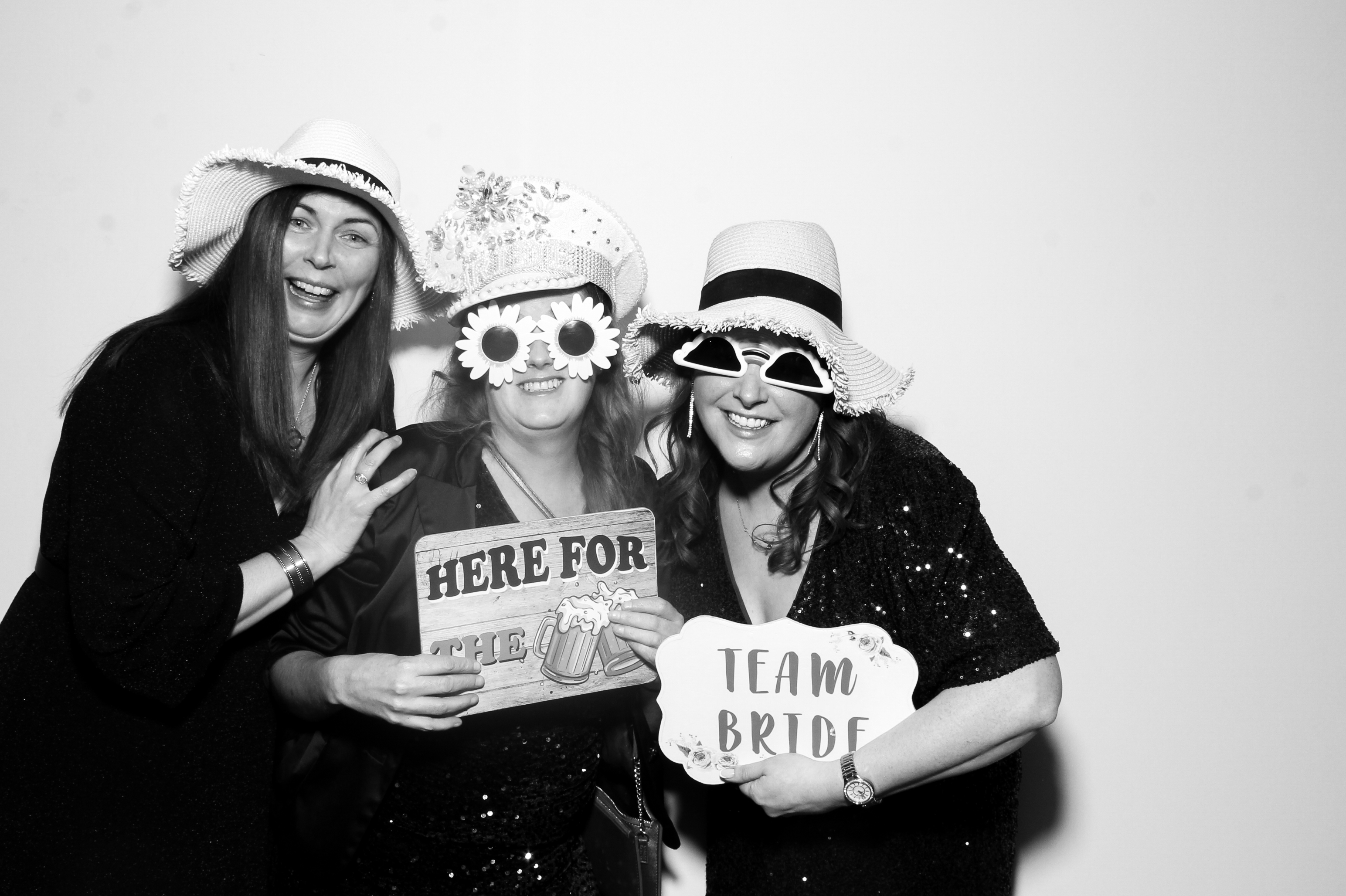 Sonia & Brett | View more photos from the event at gallery.snapmagic.ie/u/SnapMagic/Sonia-Brett