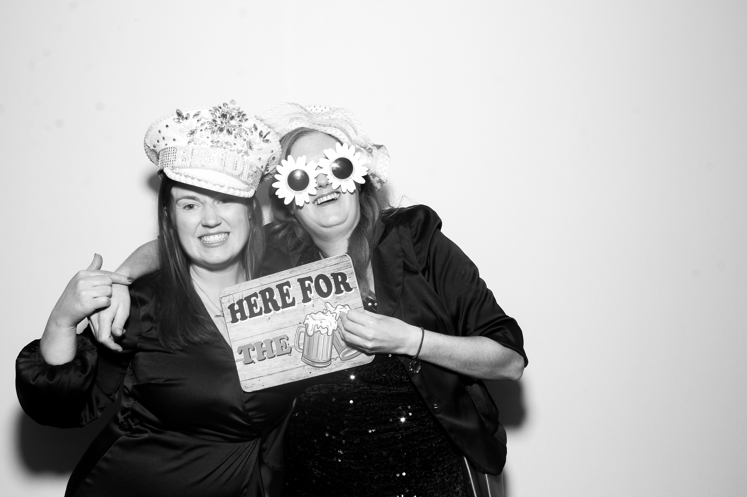 Sonia & Brett | View more photos from the event at gallery.snapmagic.ie/u/SnapMagic/Sonia-Brett