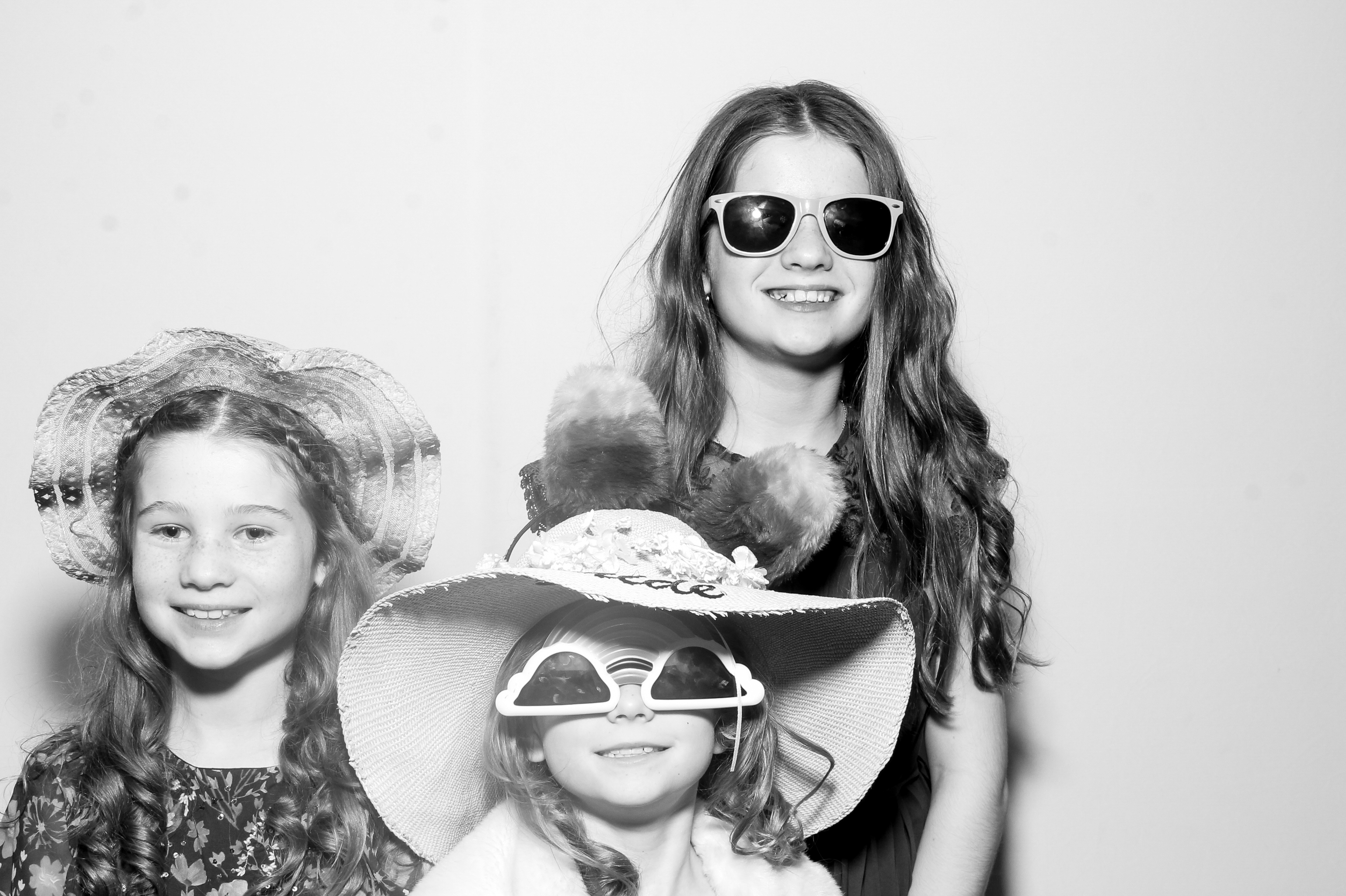 Sonia & Brett | View more photos from the event at gallery.snapmagic.ie/u/SnapMagic/Sonia-Brett