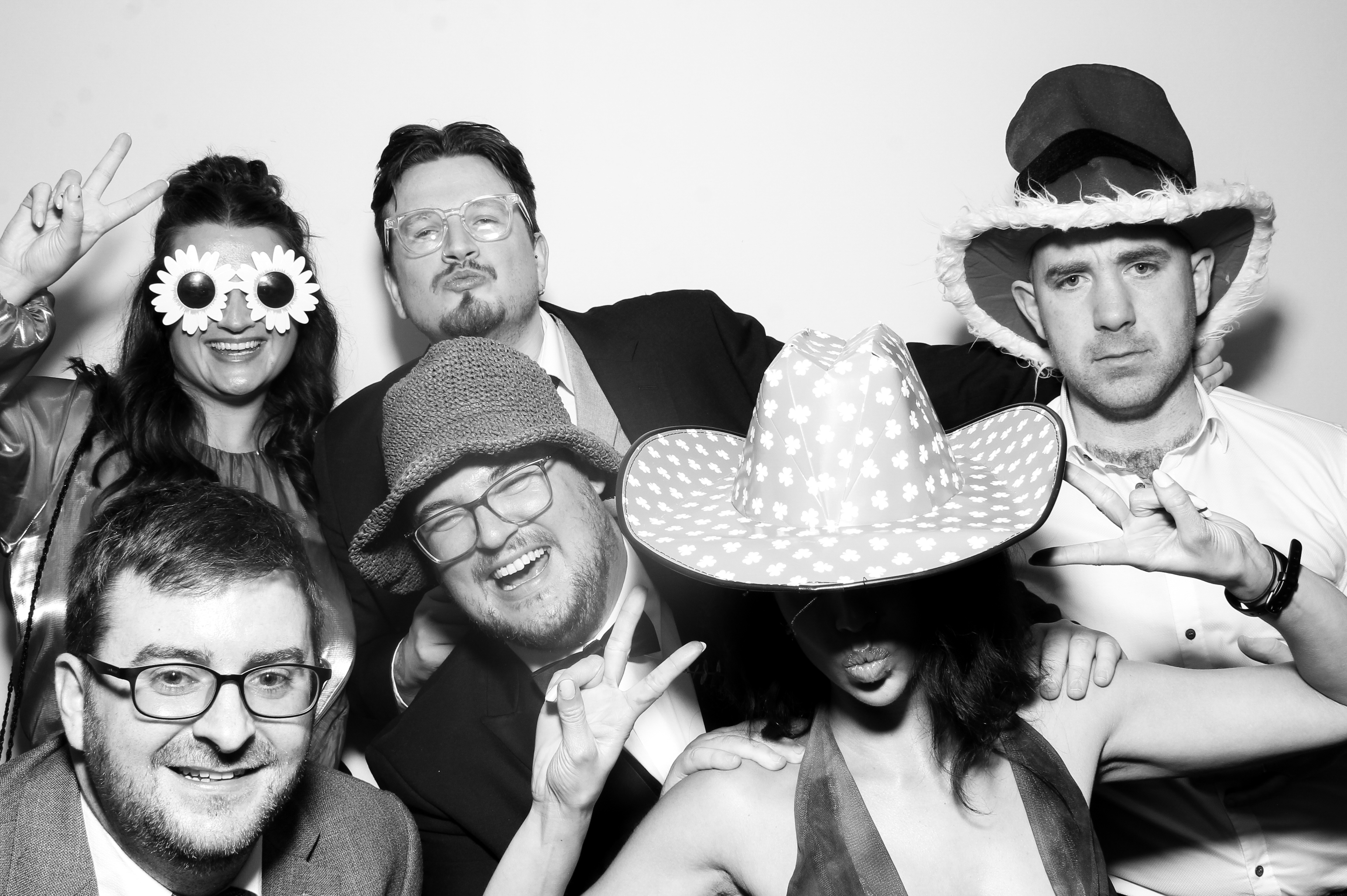 Sonia & Brett | View more photos from the event at gallery.snapmagic.ie/u/SnapMagic/Sonia-Brett