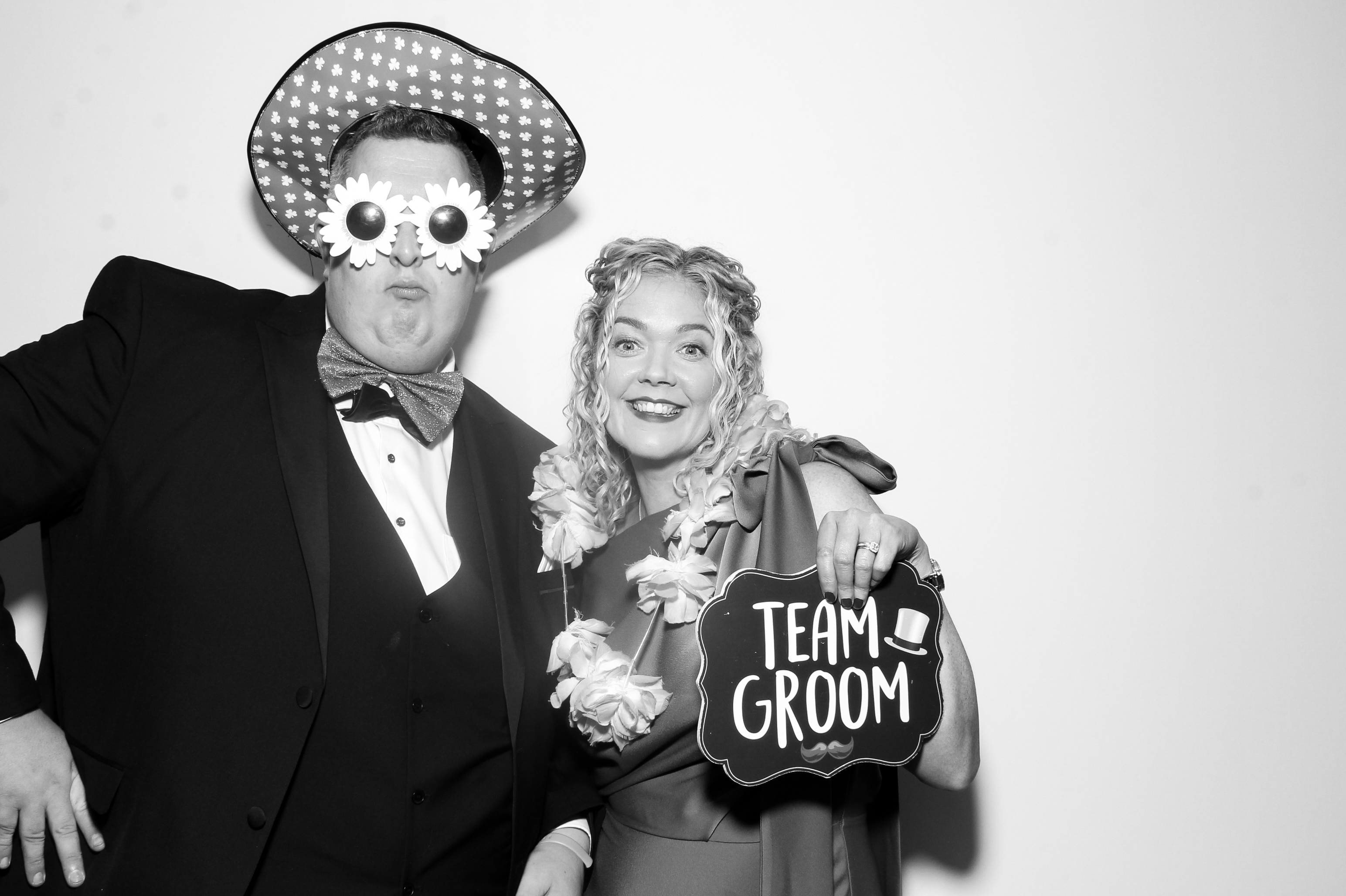 Sonia & Brett | View more photos from the event at gallery.snapmagic.ie/u/SnapMagic/Sonia-Brett