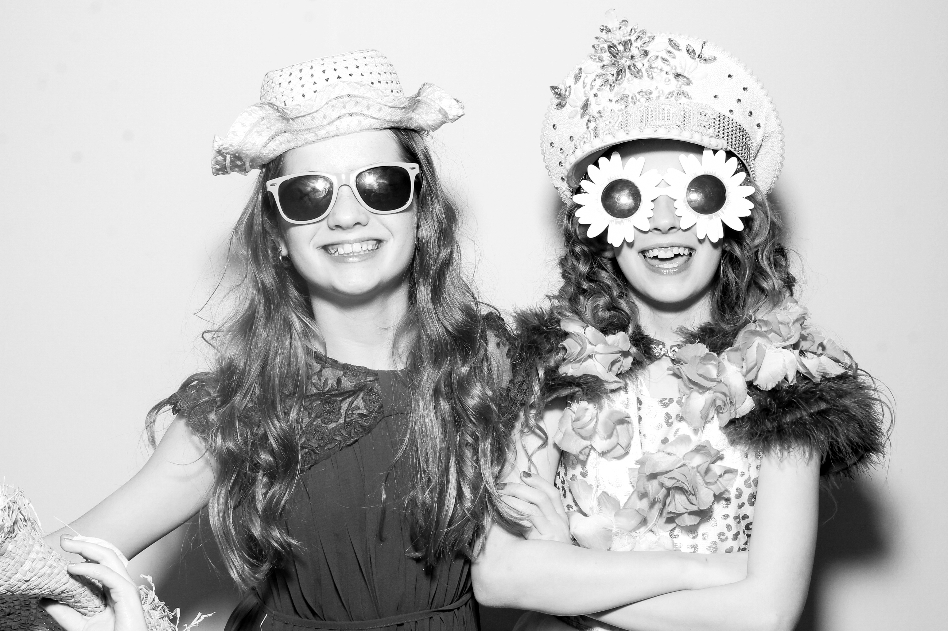 Sonia & Brett | View more photos from the event at gallery.snapmagic.ie/u/SnapMagic/Sonia-Brett