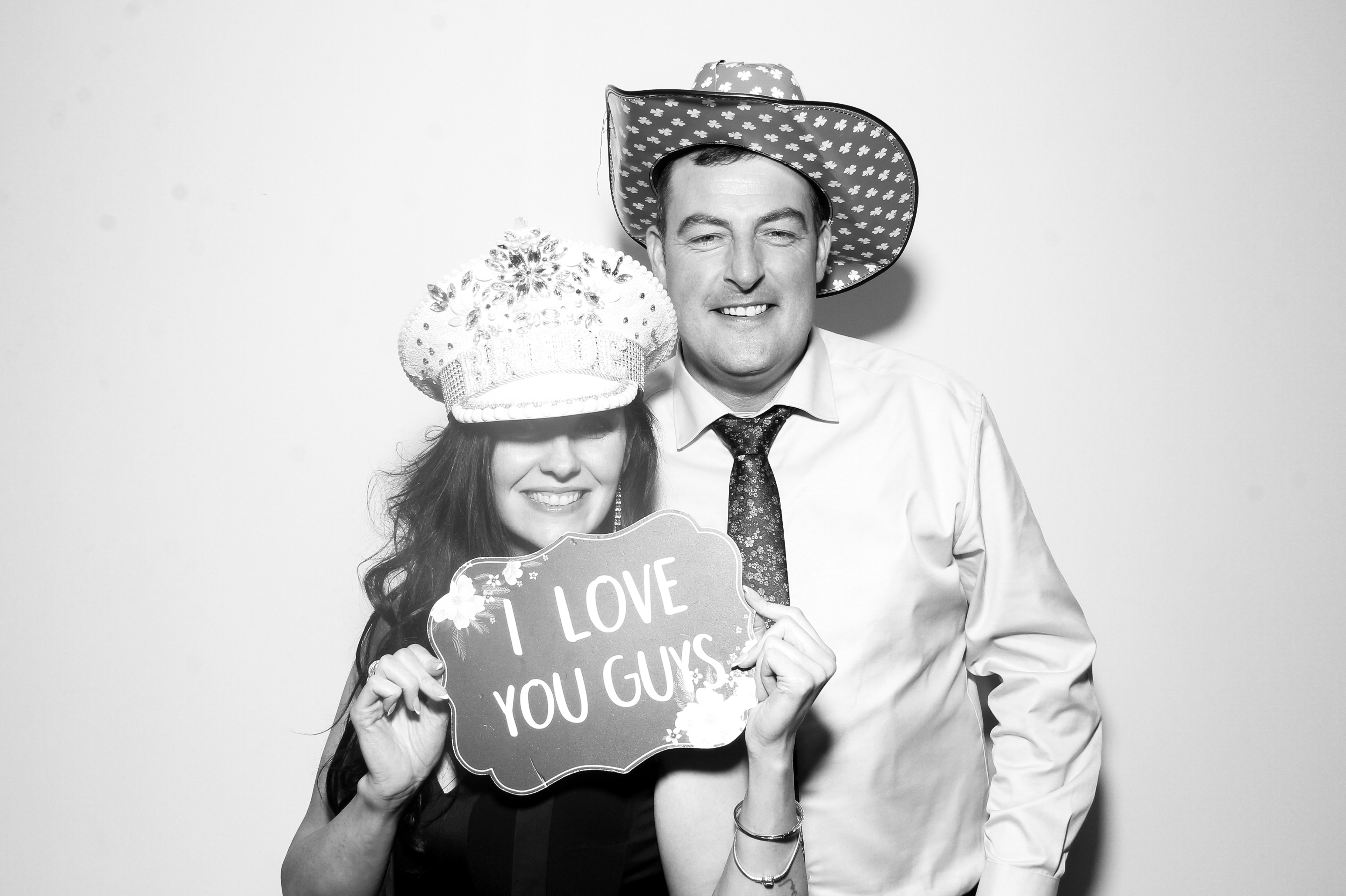 Sonia & Brett | View more photos from the event at gallery.snapmagic.ie/u/SnapMagic/Sonia-Brett