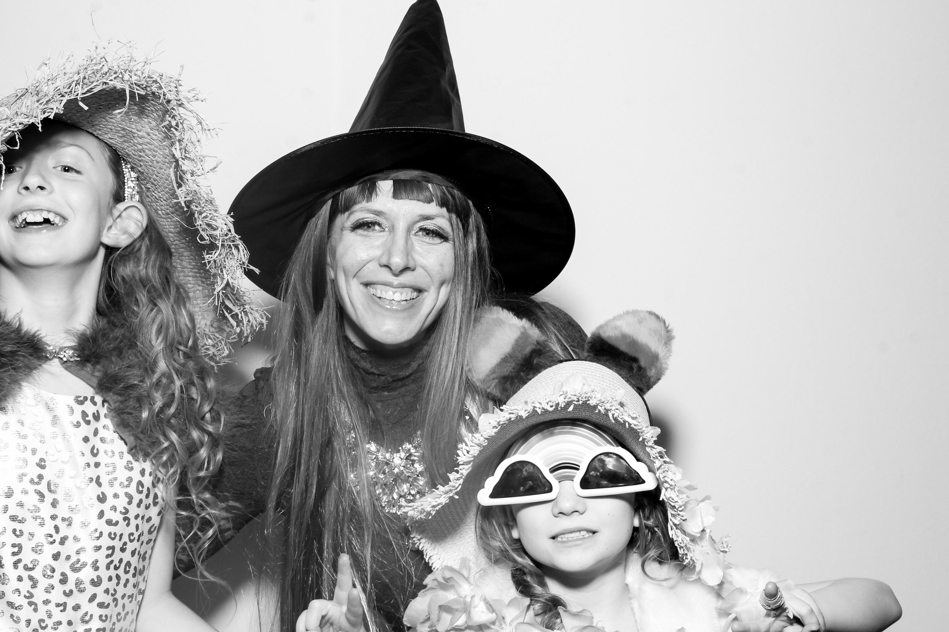 Sonia & Brett | View more photos from the event at gallery.snapmagic.ie/u/SnapMagic/Sonia-Brett