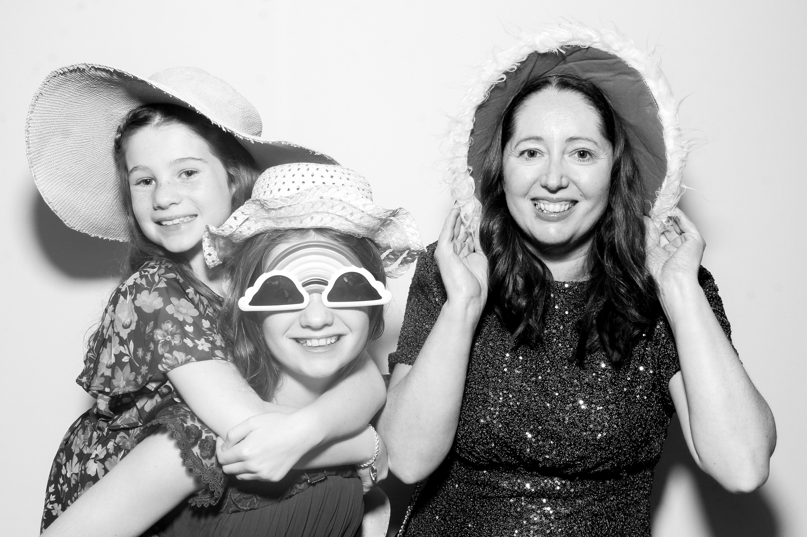 Sonia & Brett | View more photos from the event at gallery.snapmagic.ie/u/SnapMagic/Sonia-Brett