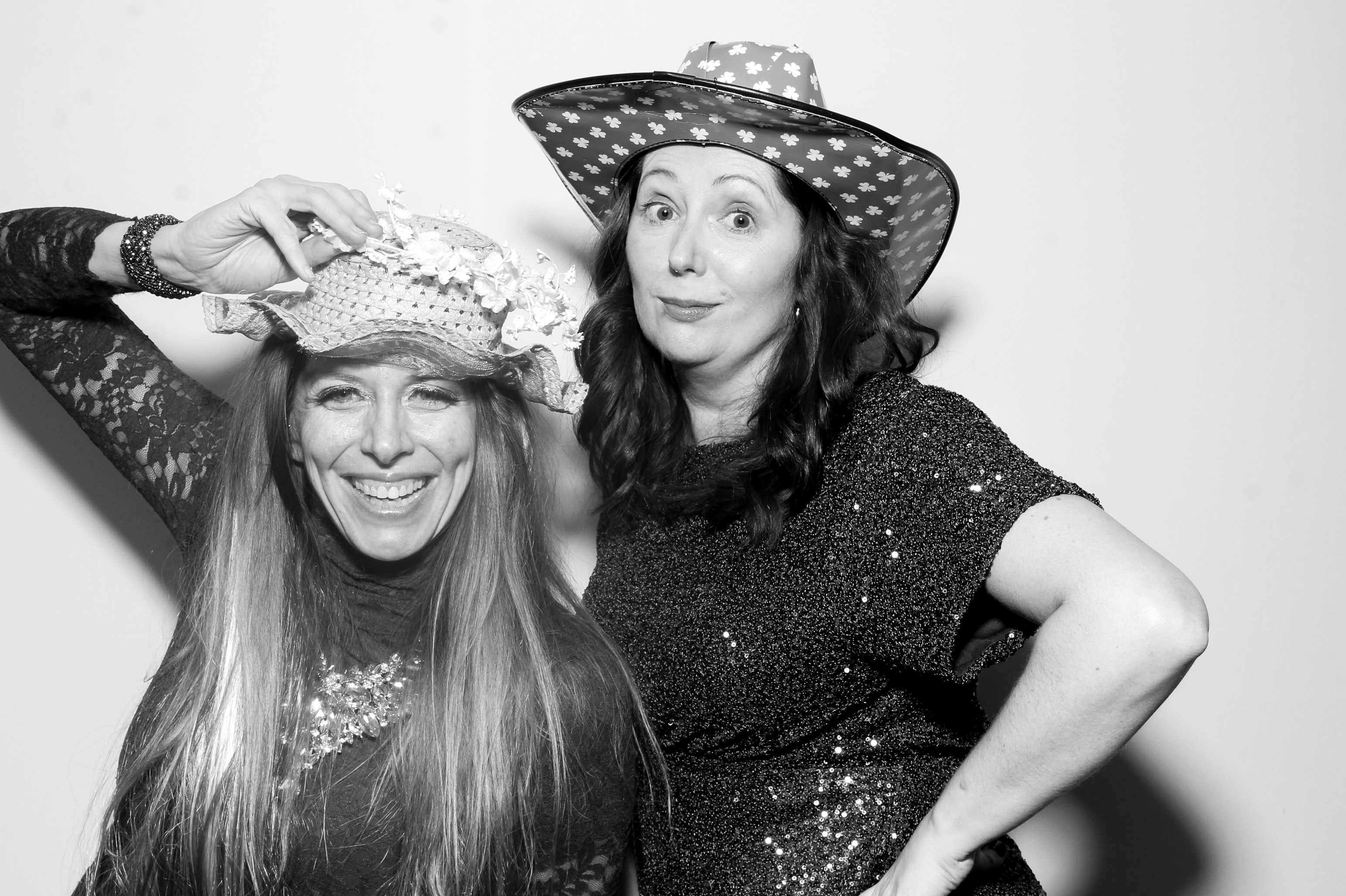 Sonia & Brett | View more photos from the event at gallery.snapmagic.ie/u/SnapMagic/Sonia-Brett