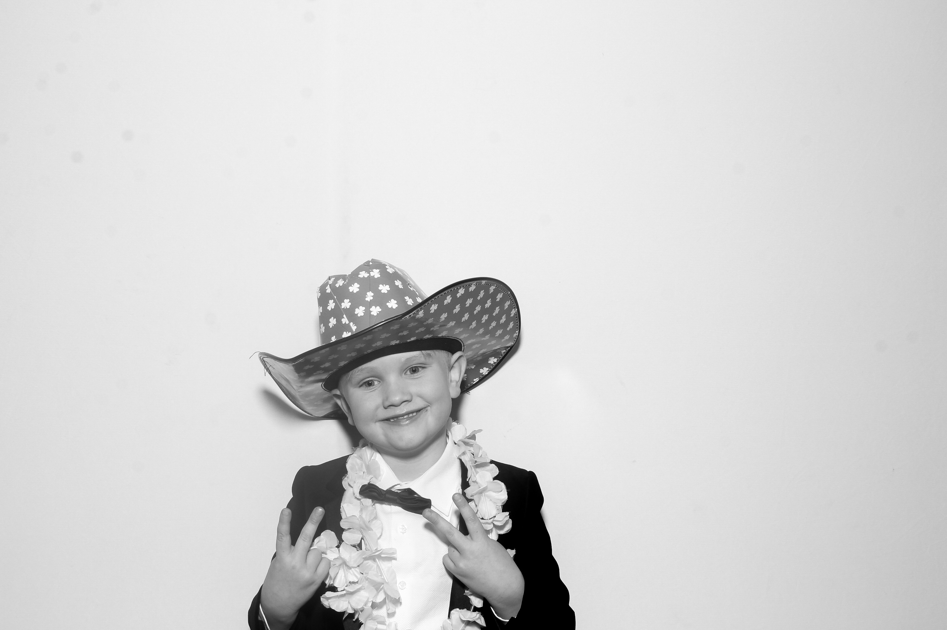 Sonia & Brett | View more photos from the event at gallery.snapmagic.ie/u/SnapMagic/Sonia-Brett