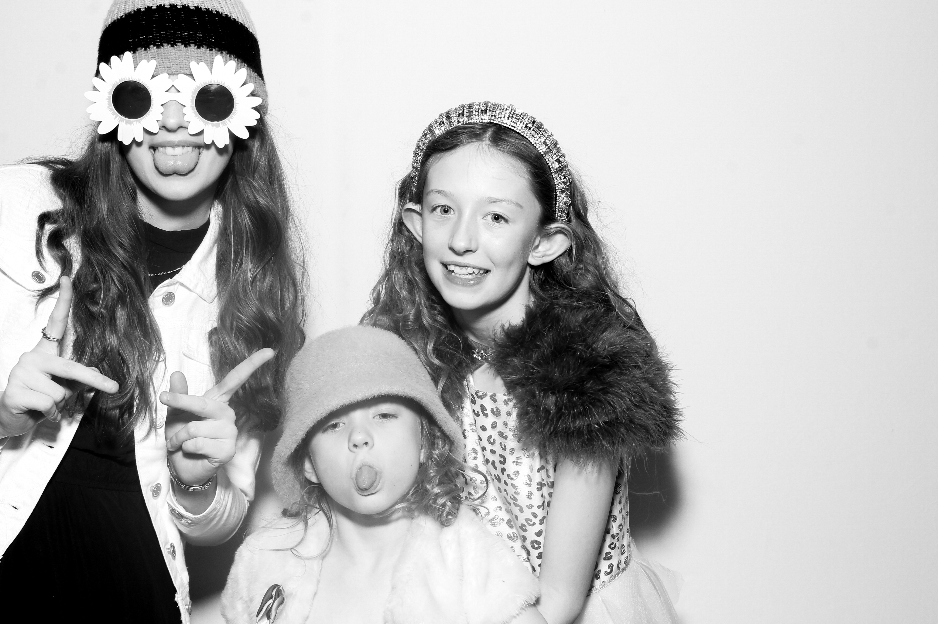 Sonia & Brett | View more photos from the event at gallery.snapmagic.ie/u/SnapMagic/Sonia-Brett