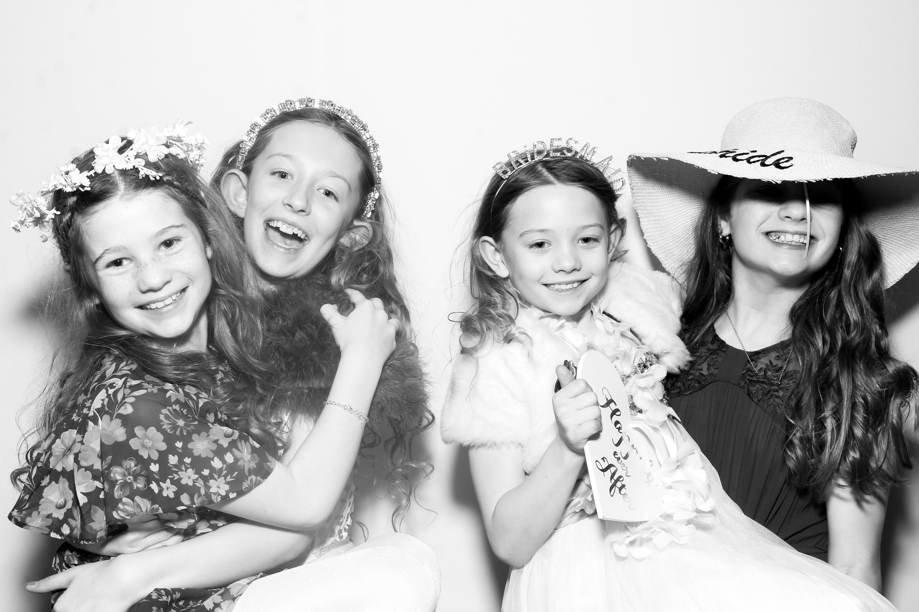 Sonia & Brett | View more photos from the event at gallery.snapmagic.ie/u/SnapMagic/Sonia-Brett