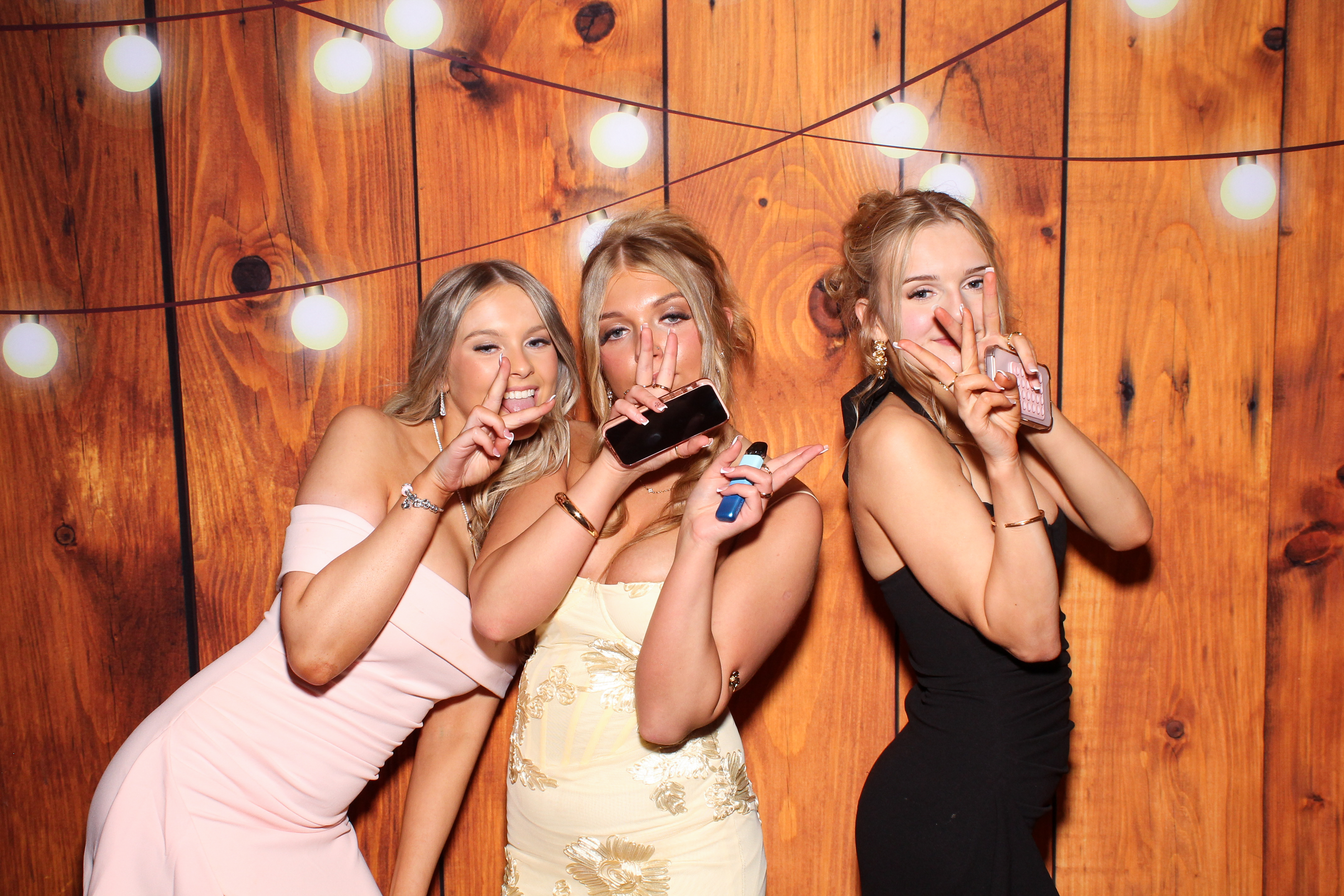 TY Ball 2026 | View more photos from the event at gallery.snapmagic.ie/u/SnapMagic/TY-Ball-2026