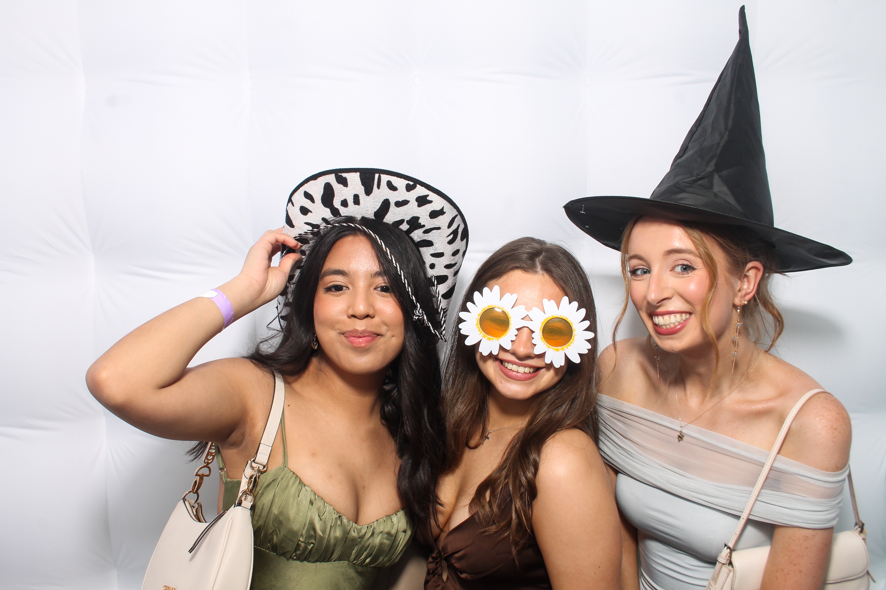 WISTEM Science Ball 2026 | View more photos from the event at gallery.snapmagic.ie/u/SnapMagic/WISTEM-Science-Ball-2026