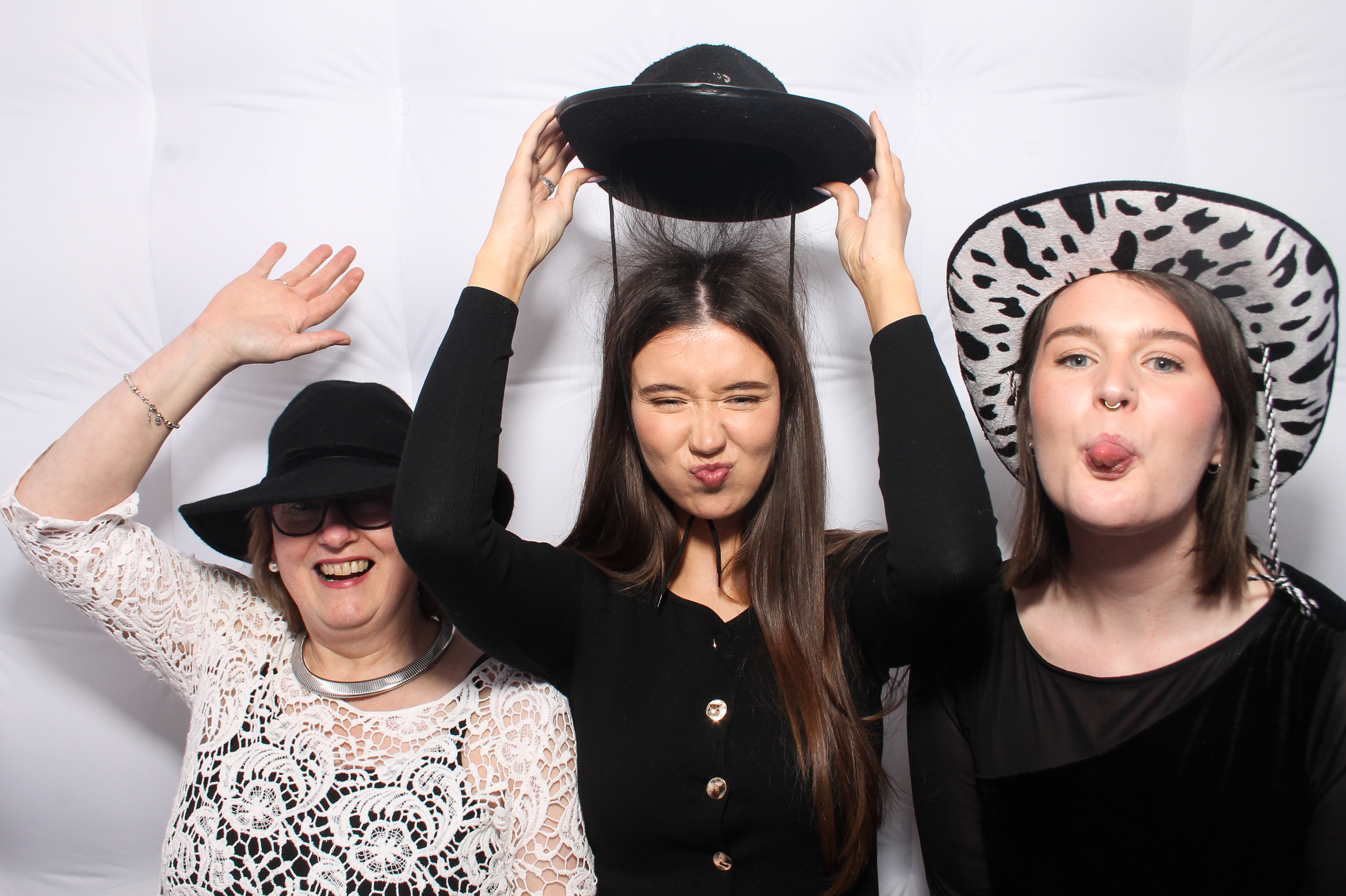 WISTEM Science Ball 2026 | View more photos from the event at gallery.snapmagic.ie/u/SnapMagic/WISTEM-Science-Ball-2026