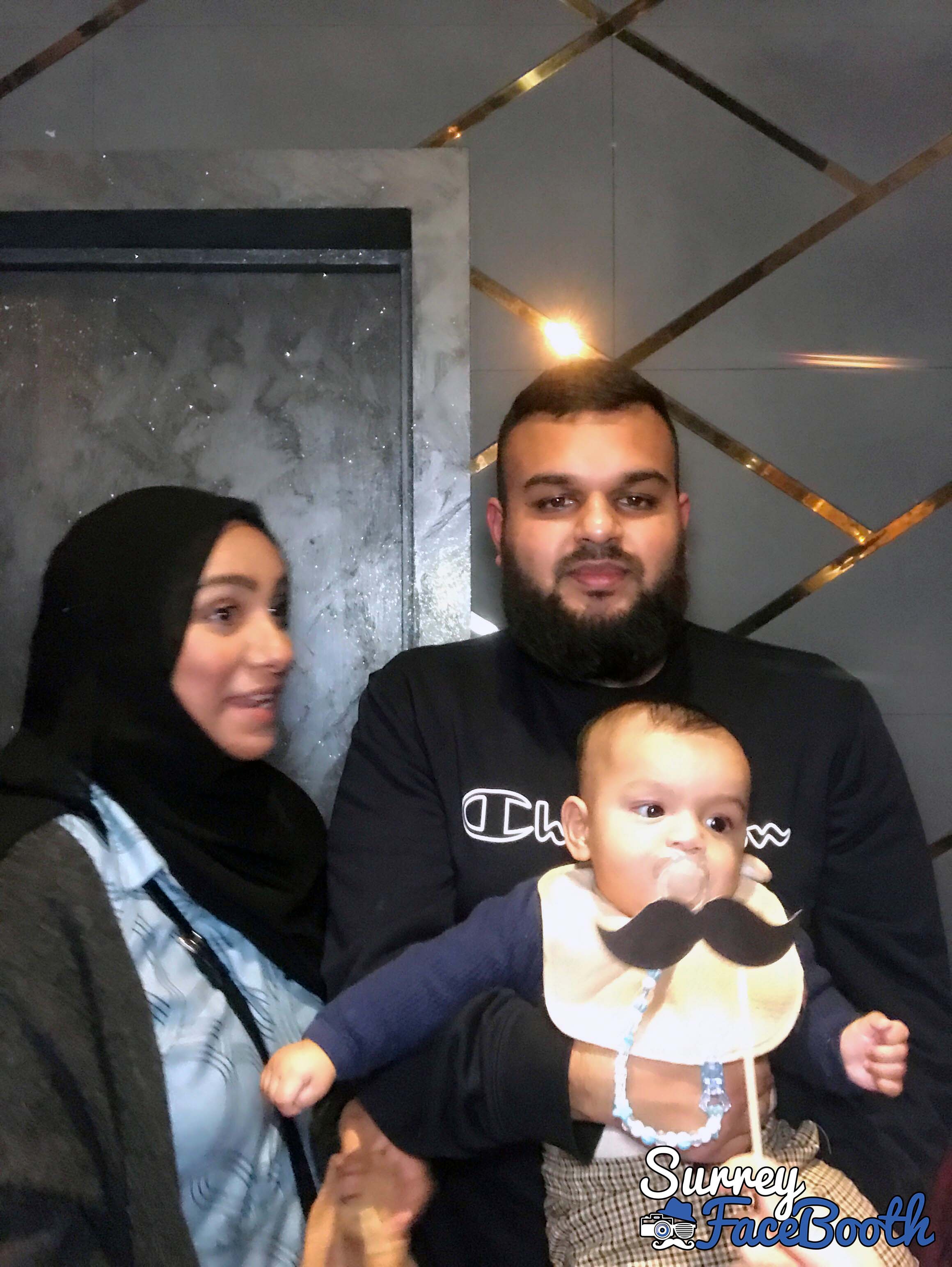 Inayat's 18th Birthday | View more photos from the event at galleries.surreyfacebooth.co.uk/u/Surrey-FaceBooth/Inayats-18th-Birthday