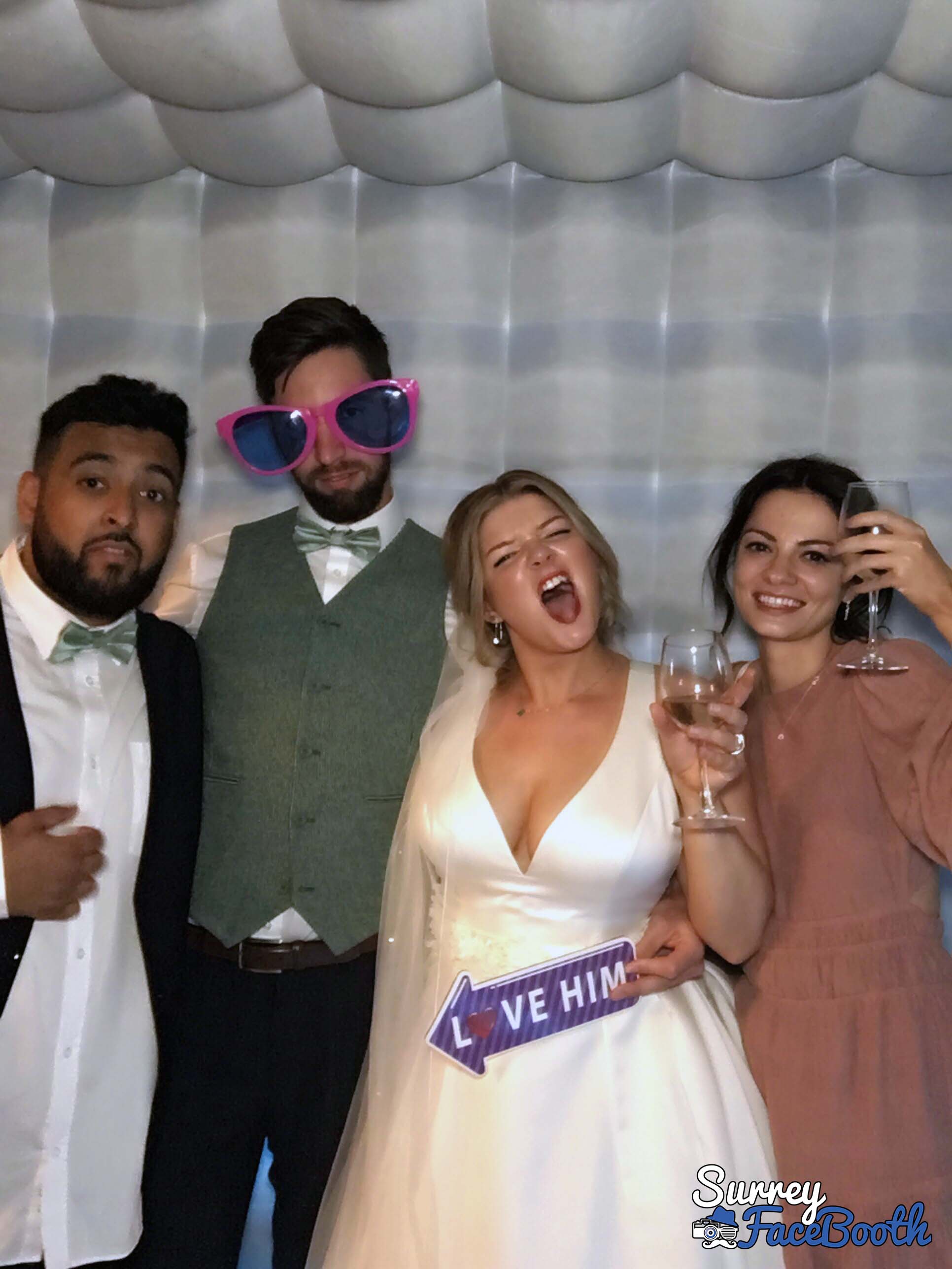 Rachel and Greg's Wedding | View more photos from the event at galleries.surreyfacebooth.co.uk/u/Surrey-FaceBooth/Rachel-and-Gregs-Wedding