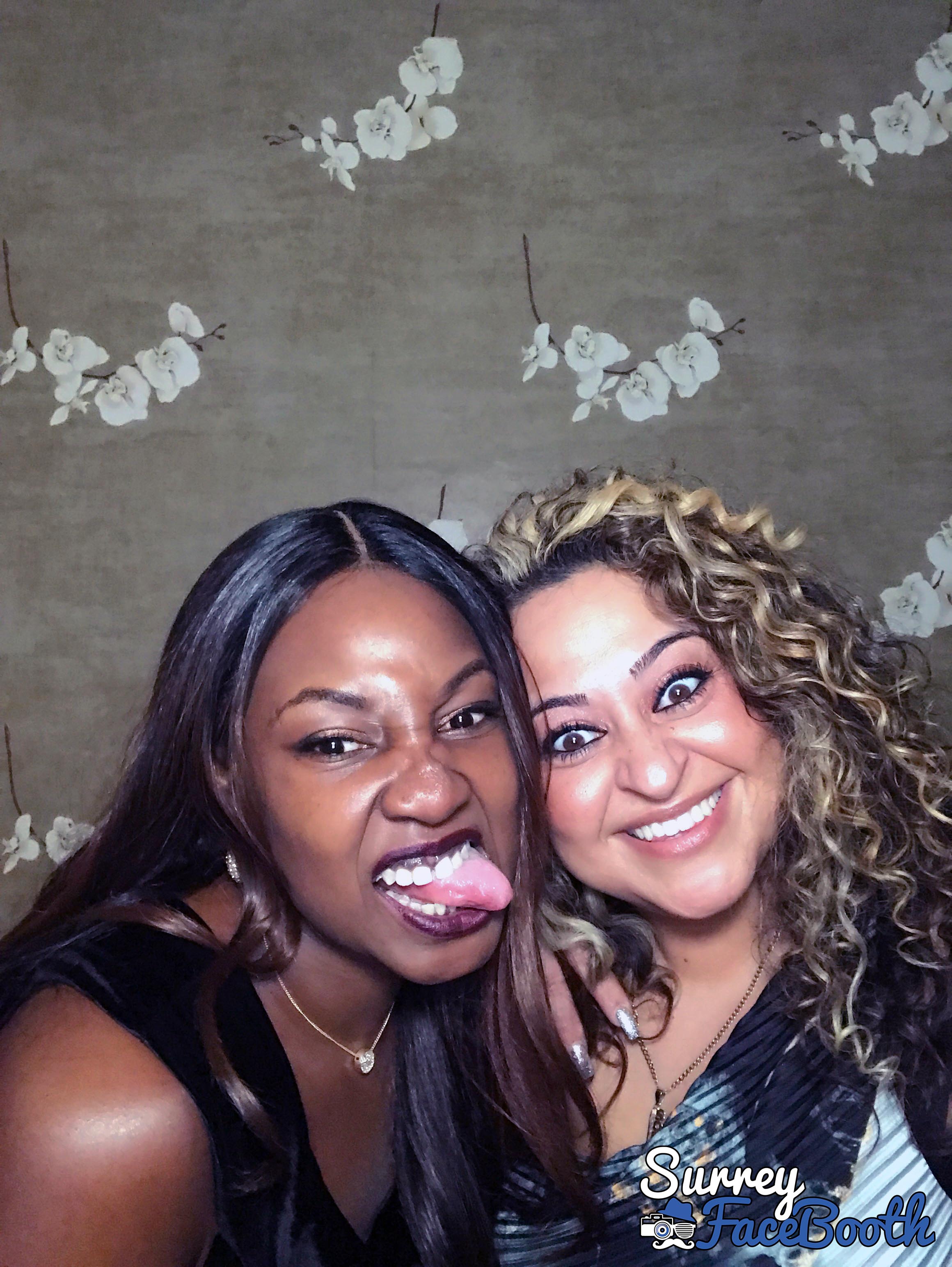  Daniel & Vicky's Wedding | View more photos from the event at galleries.surreyfacebooth.co.uk/u/Surrey-FaceBooth/Daniel-Vickys-Wedding