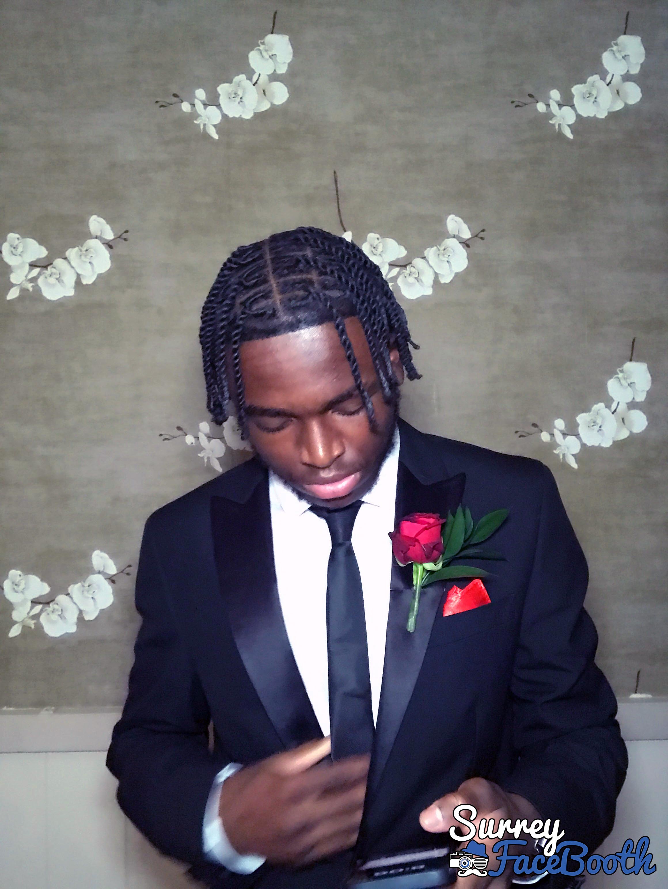  Daniel & Vicky's Wedding | View more photos from the event at galleries.surreyfacebooth.co.uk/u/Surrey-FaceBooth/Daniel-Vickys-Wedding
