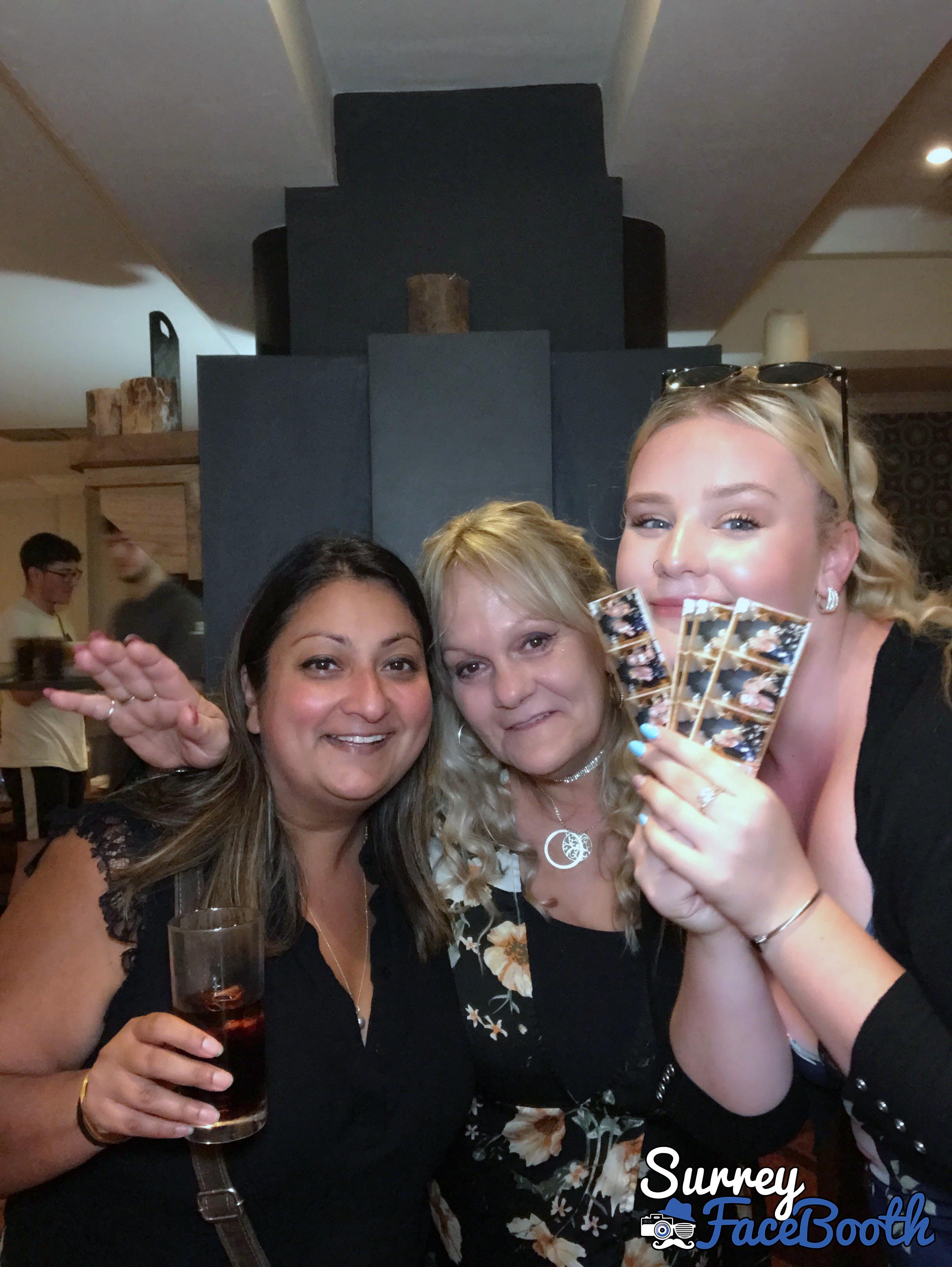  Danielle's 21st Birthday | View more photos from the event at galleries.surreyfacebooth.co.uk/u/Surrey-FaceBooth/Danielles-21st-Birthday