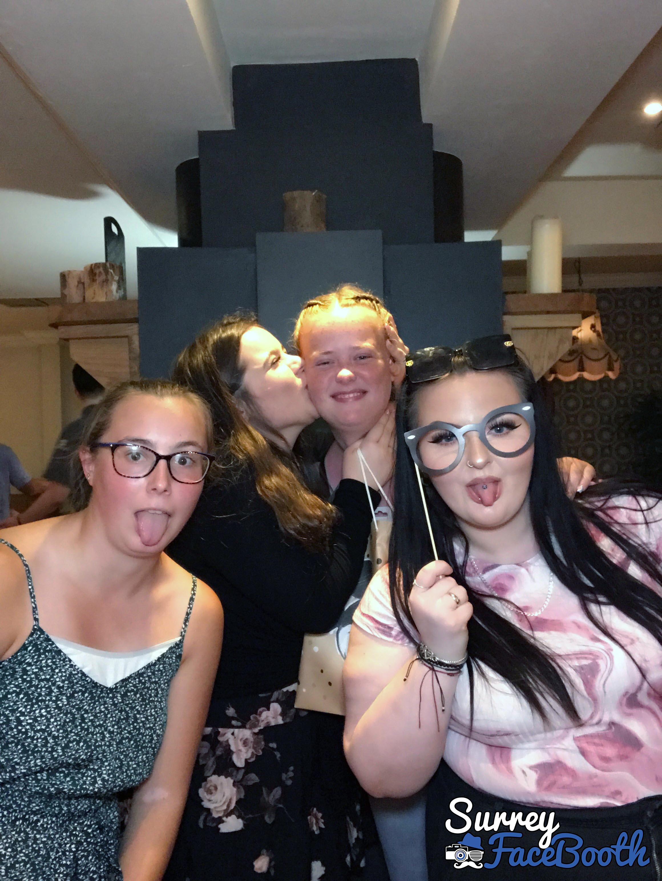  Danielle's 21st Birthday | View more photos from the event at galleries.surreyfacebooth.co.uk/u/Surrey-FaceBooth/Danielles-21st-Birthday