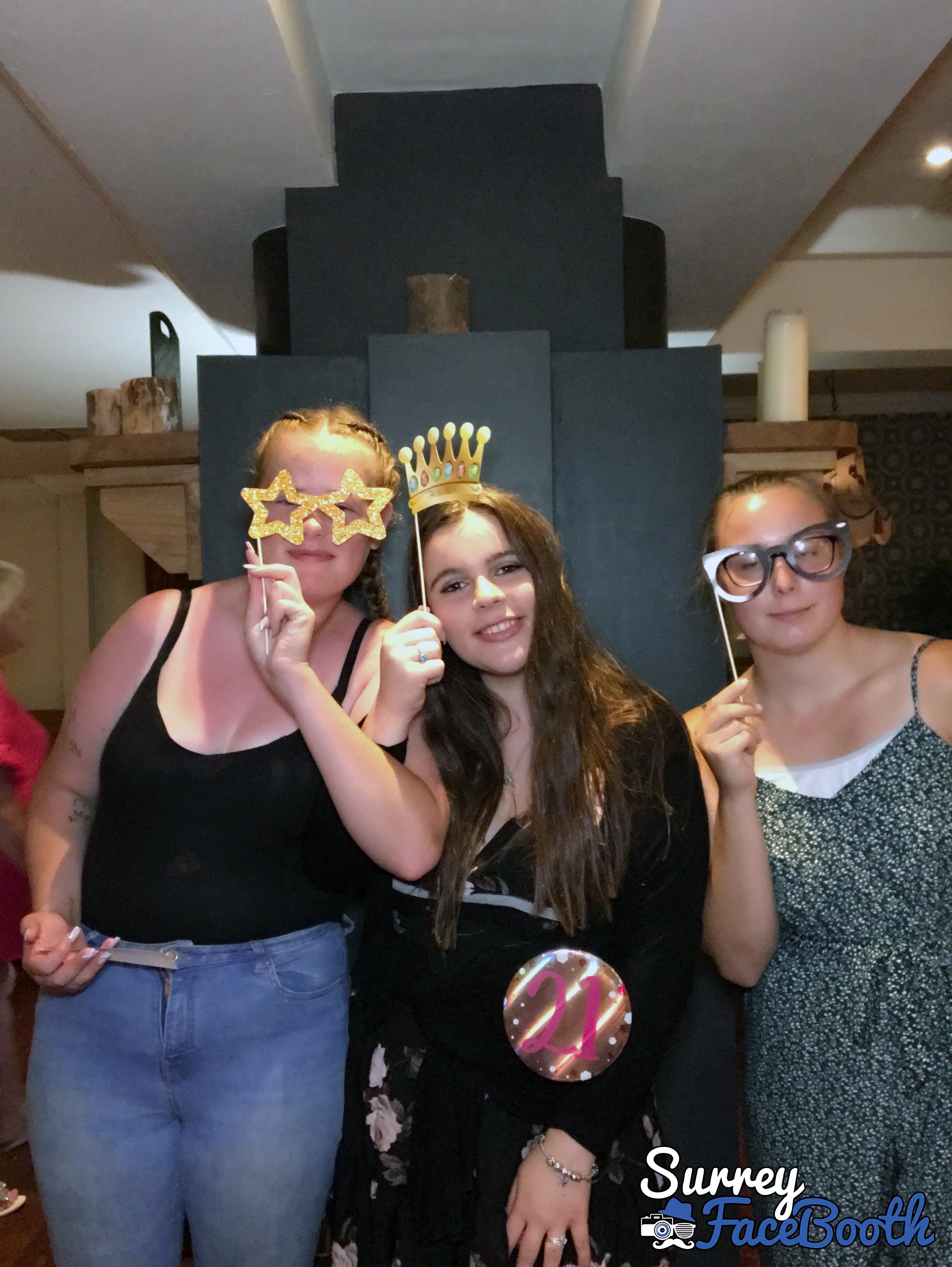  Danielle's 21st Birthday | View more photos from the event at galleries.surreyfacebooth.co.uk/u/Surrey-FaceBooth/Danielles-21st-Birthday