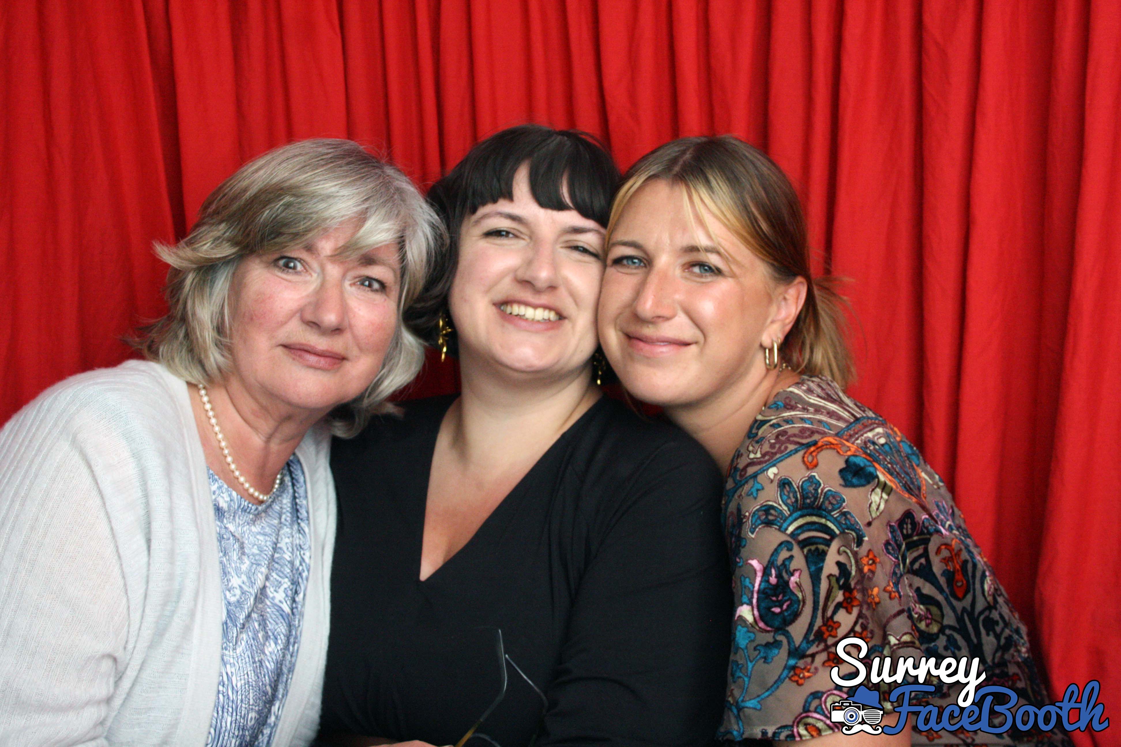 Hope & Sazz's Birthday | View more photos from the event at galleries.surreyfacebooth.co.uk/u/Surrey-FaceBooth/Hope-Sazzs-Birthday