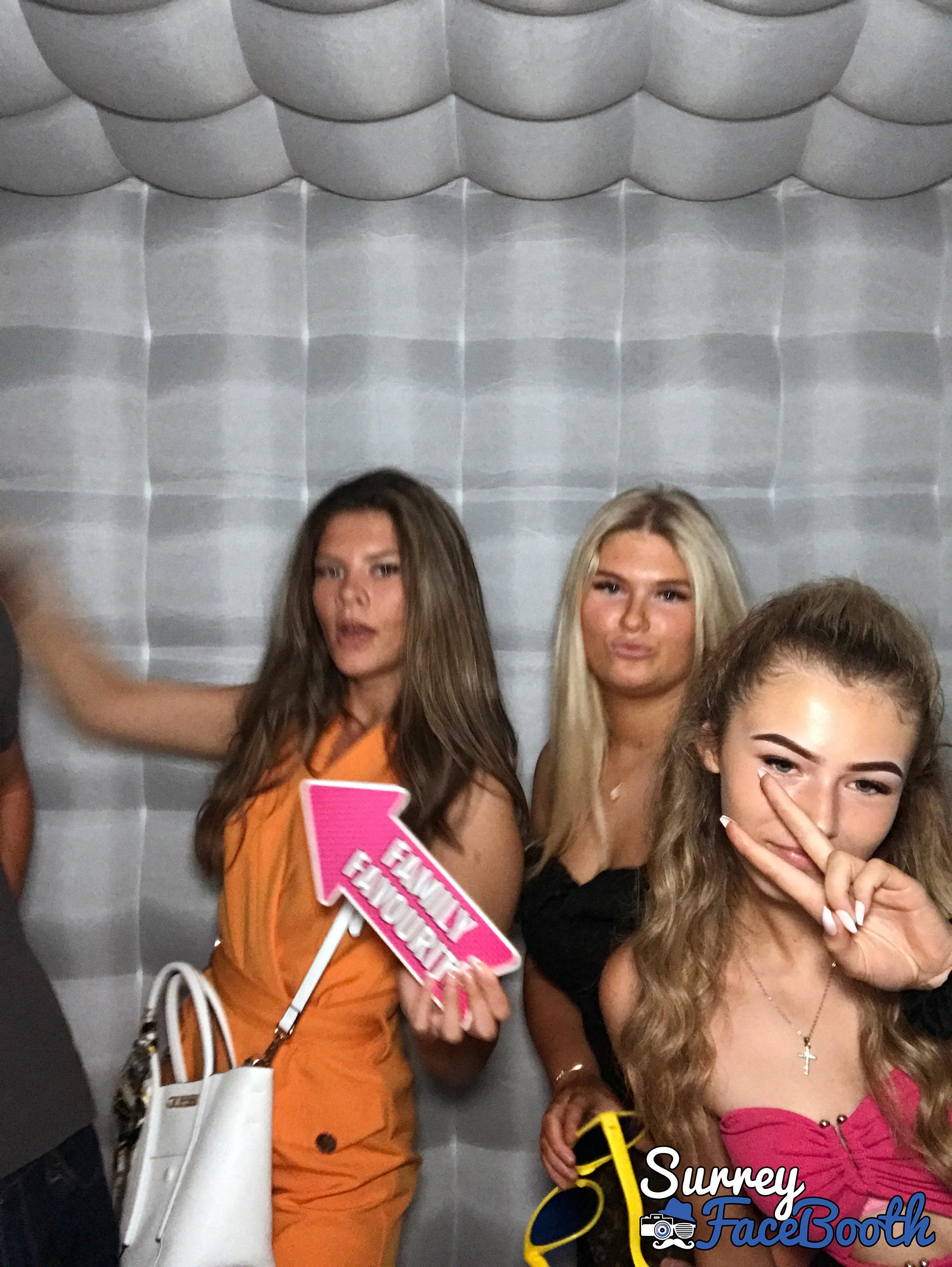 Jas' Birthday Bash | View more photos from the event at galleries.surreyfacebooth.co.uk/u/Surrey-FaceBooth/Jas-Birthday-Bash