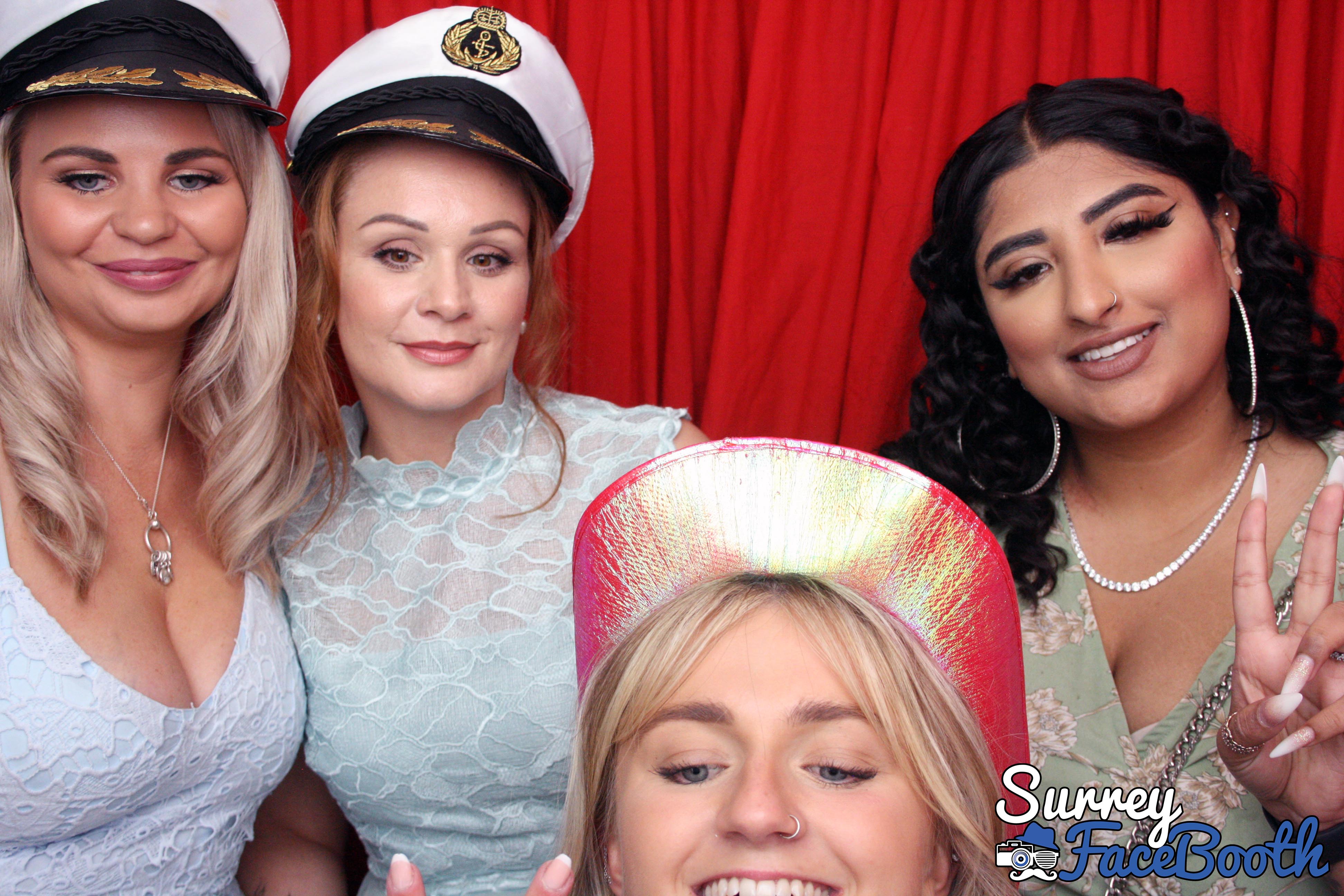  Melanie & Edward's Wedding | View more photos from the event at galleries.surreyfacebooth.co.uk/u/Surrey-FaceBooth/Melanie-Edwards-Wedding