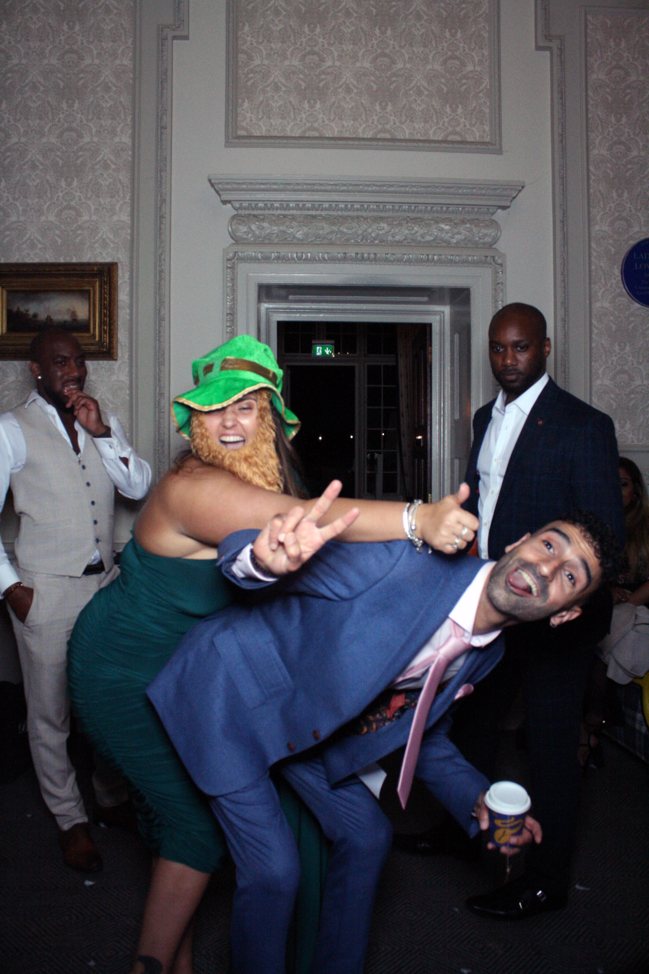  Dionne & Daniel's Wedding - Mirror/360 | View more photos from the event at galleries.surreyfacebooth.co.uk/u/Surrey-FaceBooth/Dionne-Daniels-Wedding-Mirror360