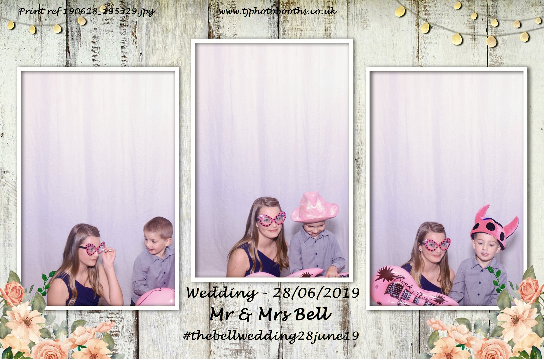 Mr & Mrs Bell | View more photos from the event at gallery.tjphotobooths.co.uk/u/TJPhotobooths/Mr-Mrs-Bell