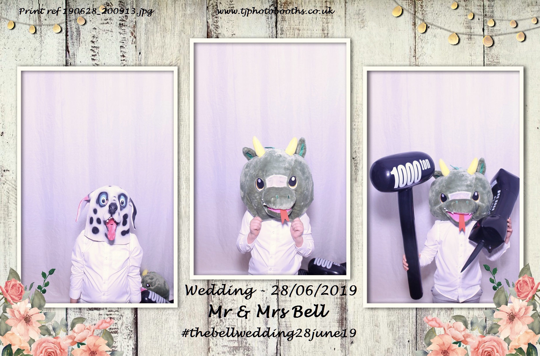 Mr & Mrs Bell | View more photos from the event at gallery.tjphotobooths.co.uk/u/TJPhotobooths/Mr-Mrs-Bell