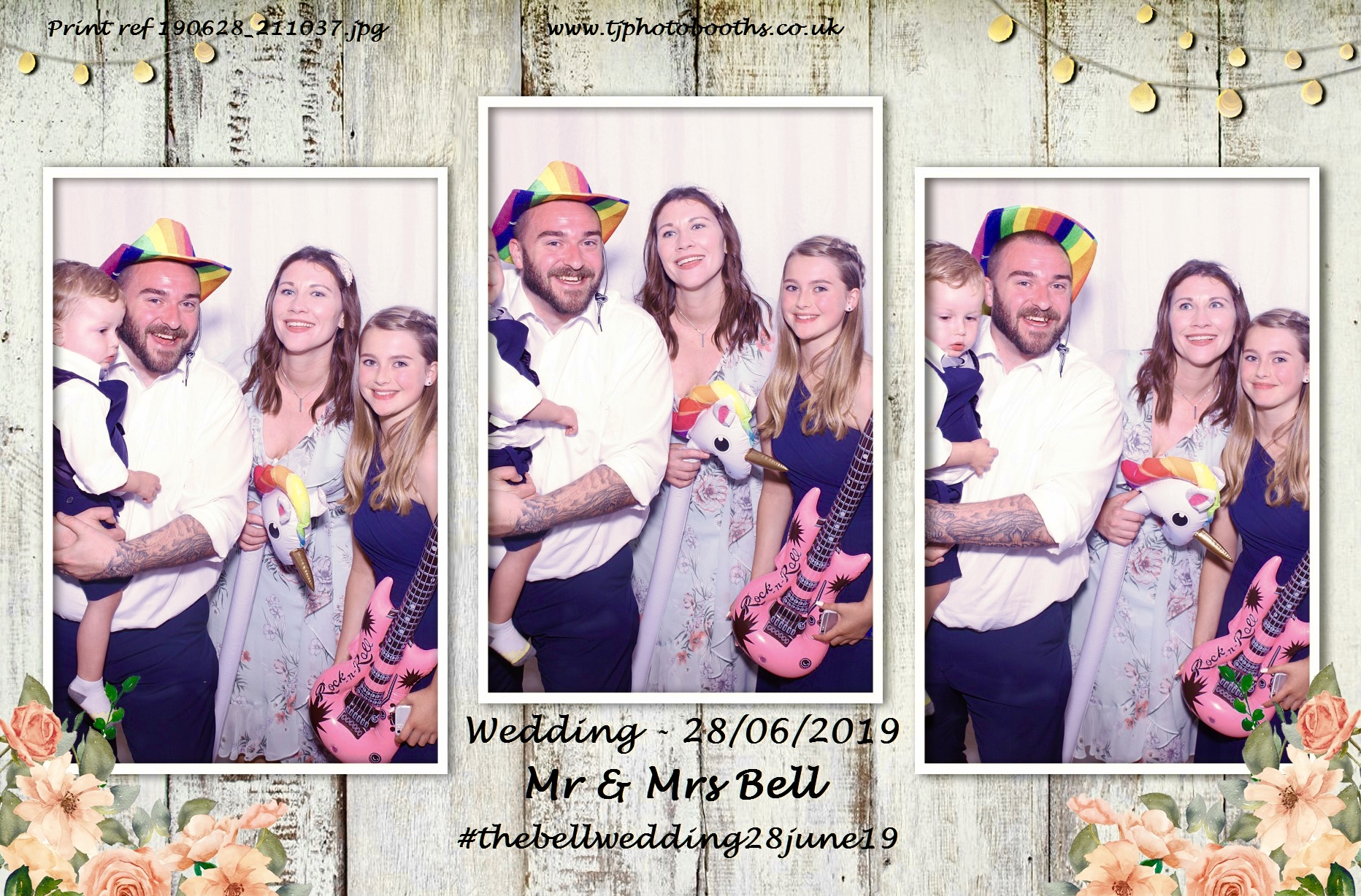 Mr & Mrs Bell | View more photos from the event at gallery.tjphotobooths.co.uk/u/TJPhotobooths/Mr-Mrs-Bell