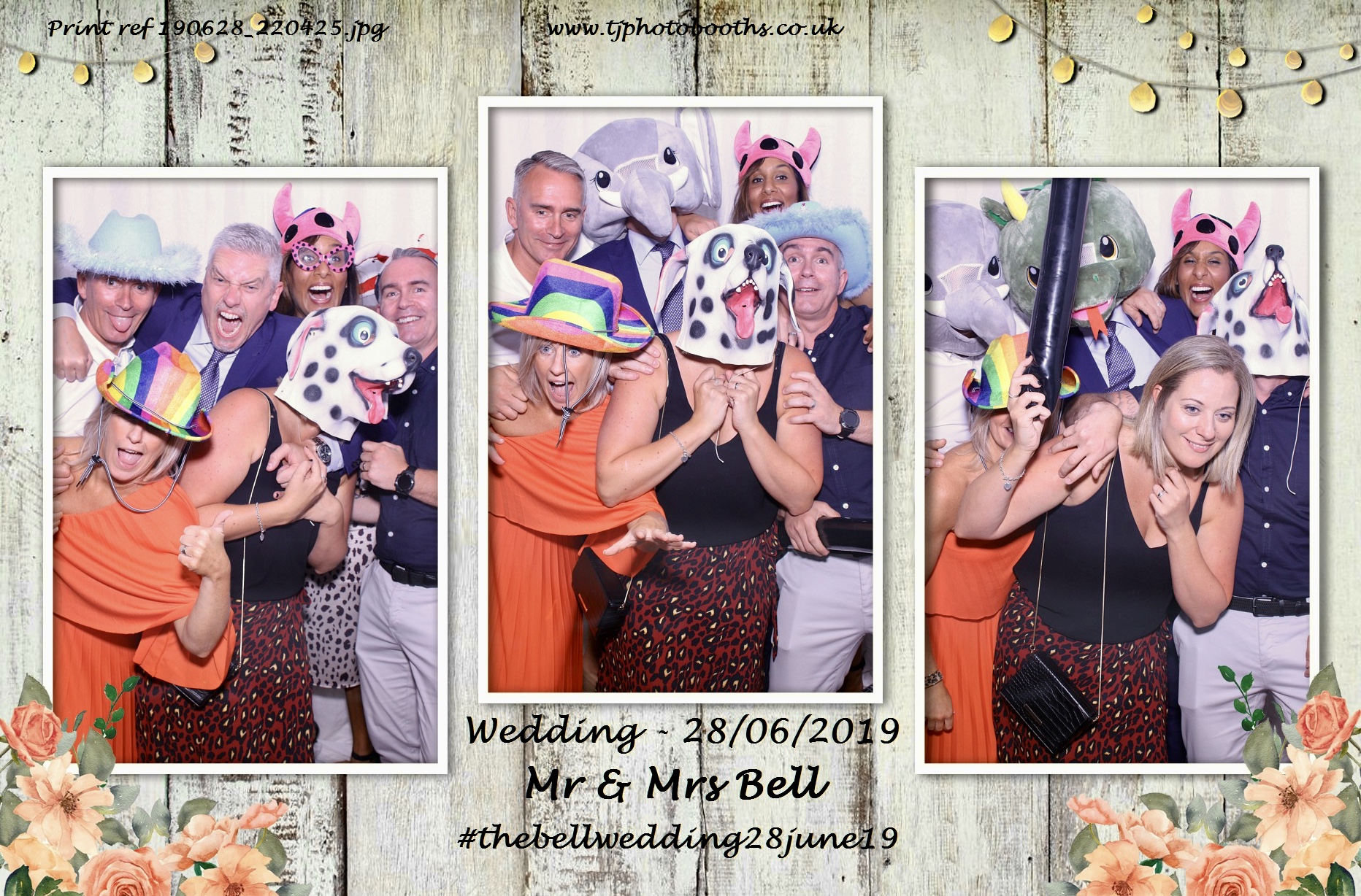 Mr & Mrs Bell | View more photos from the event at gallery.tjphotobooths.co.uk/u/TJPhotobooths/Mr-Mrs-Bell