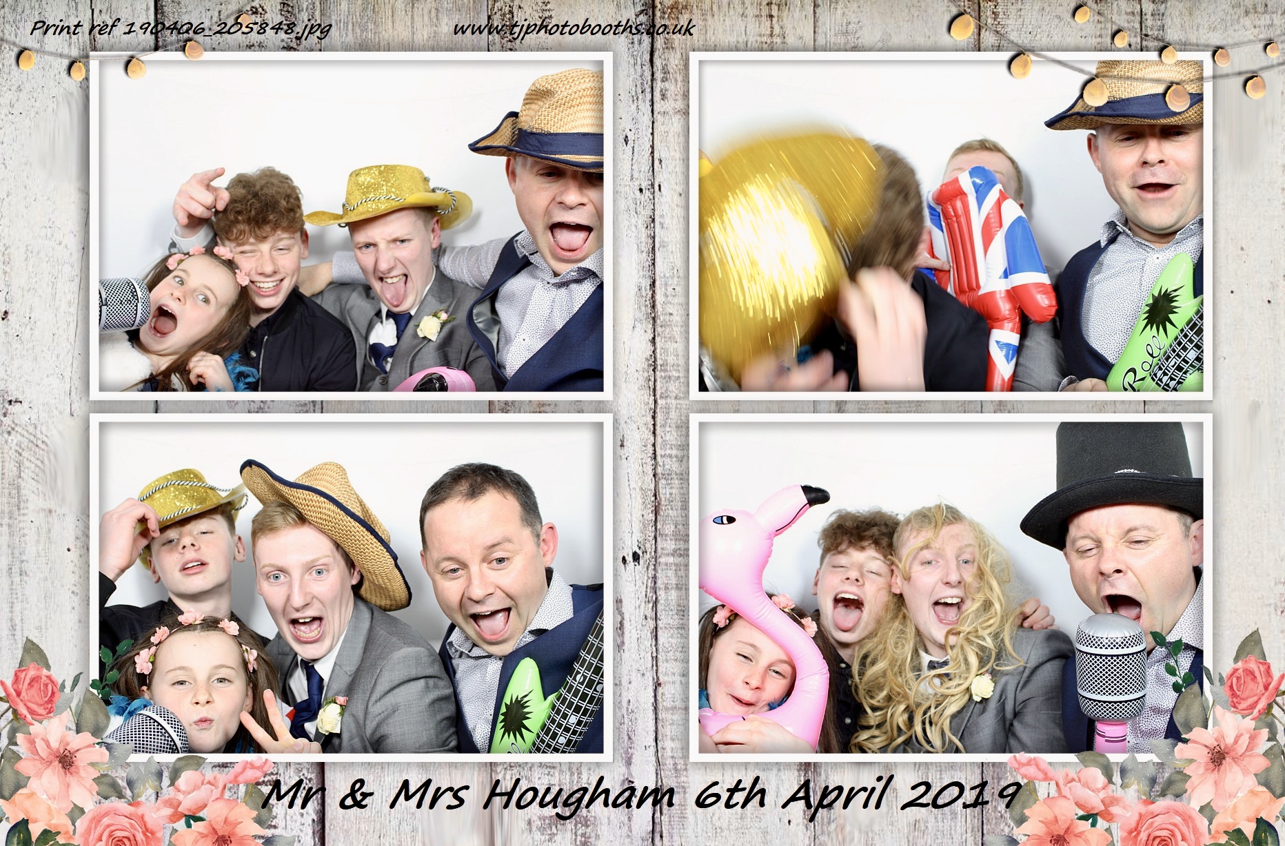 Mr & Mrs Hougham | View more photos from the event at gallery.tjphotobooths.co.uk/u/TJPhotobooths/Mr-Mrs-Hougham