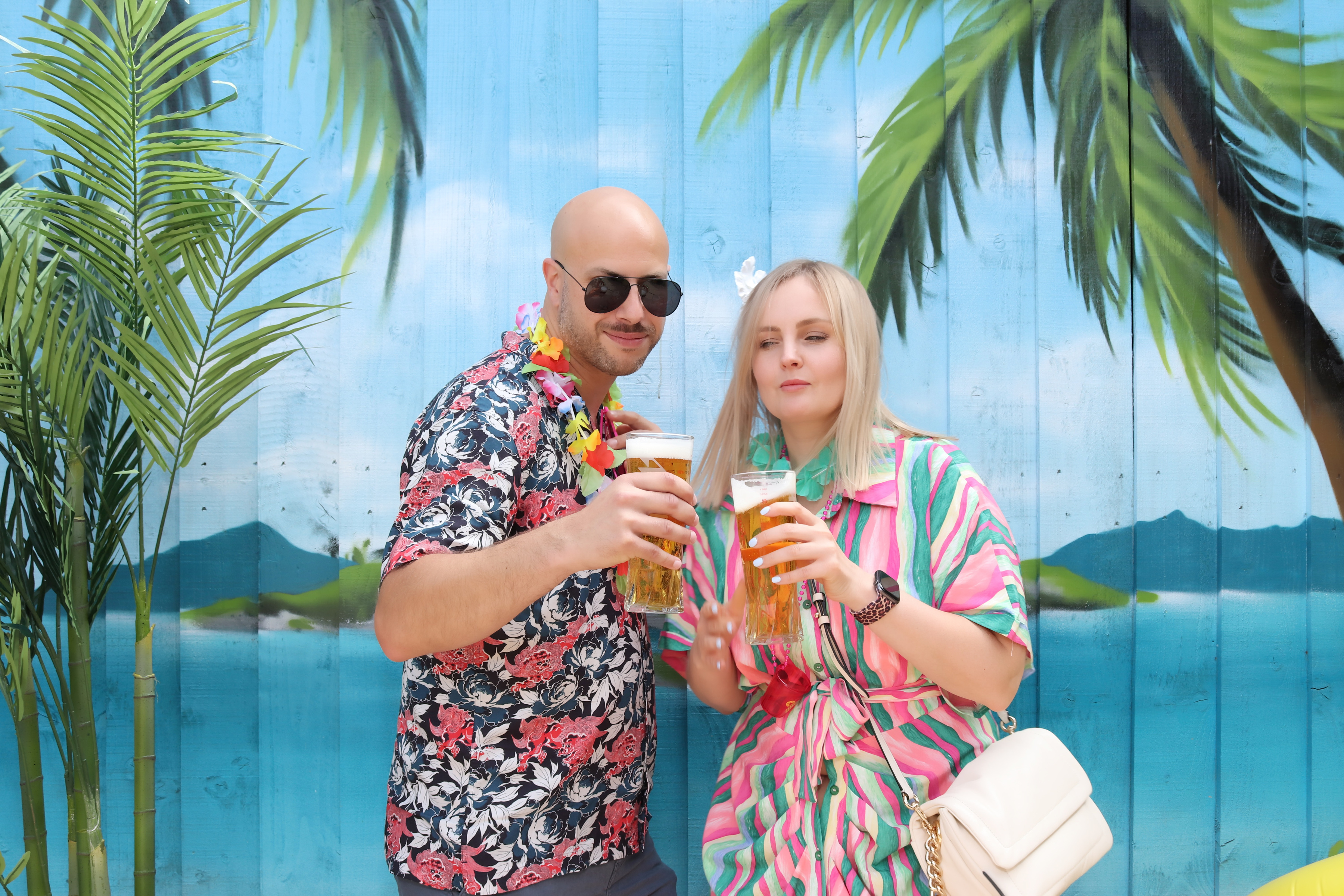 Aloha from Volare | View more photos from the event at gallery.pbooth.co.uk/u/ThePboothCompany/Aloha-from-Volare