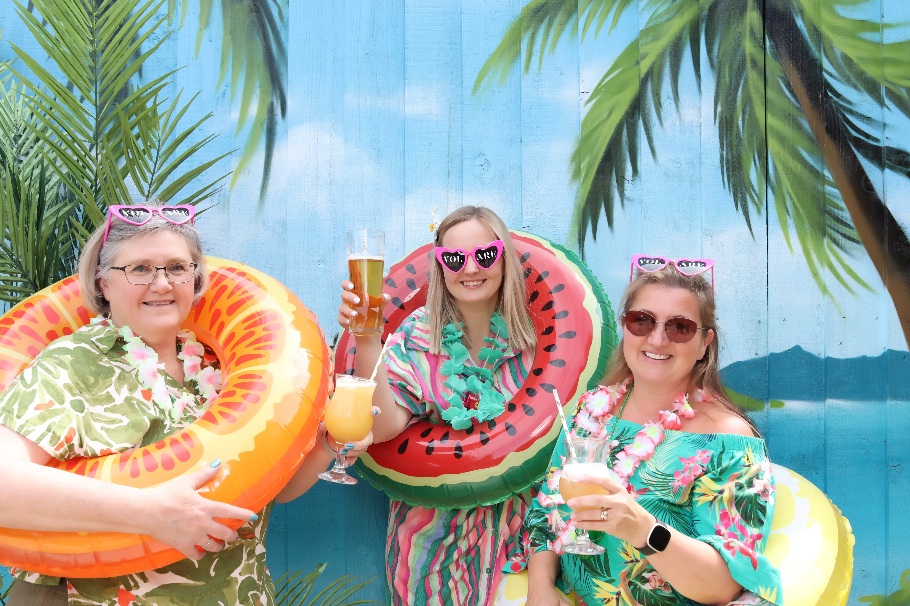 Aloha from Volare | View more photos from the event at gallery.pbooth.co.uk/u/ThePboothCompany/Aloha-from-Volare