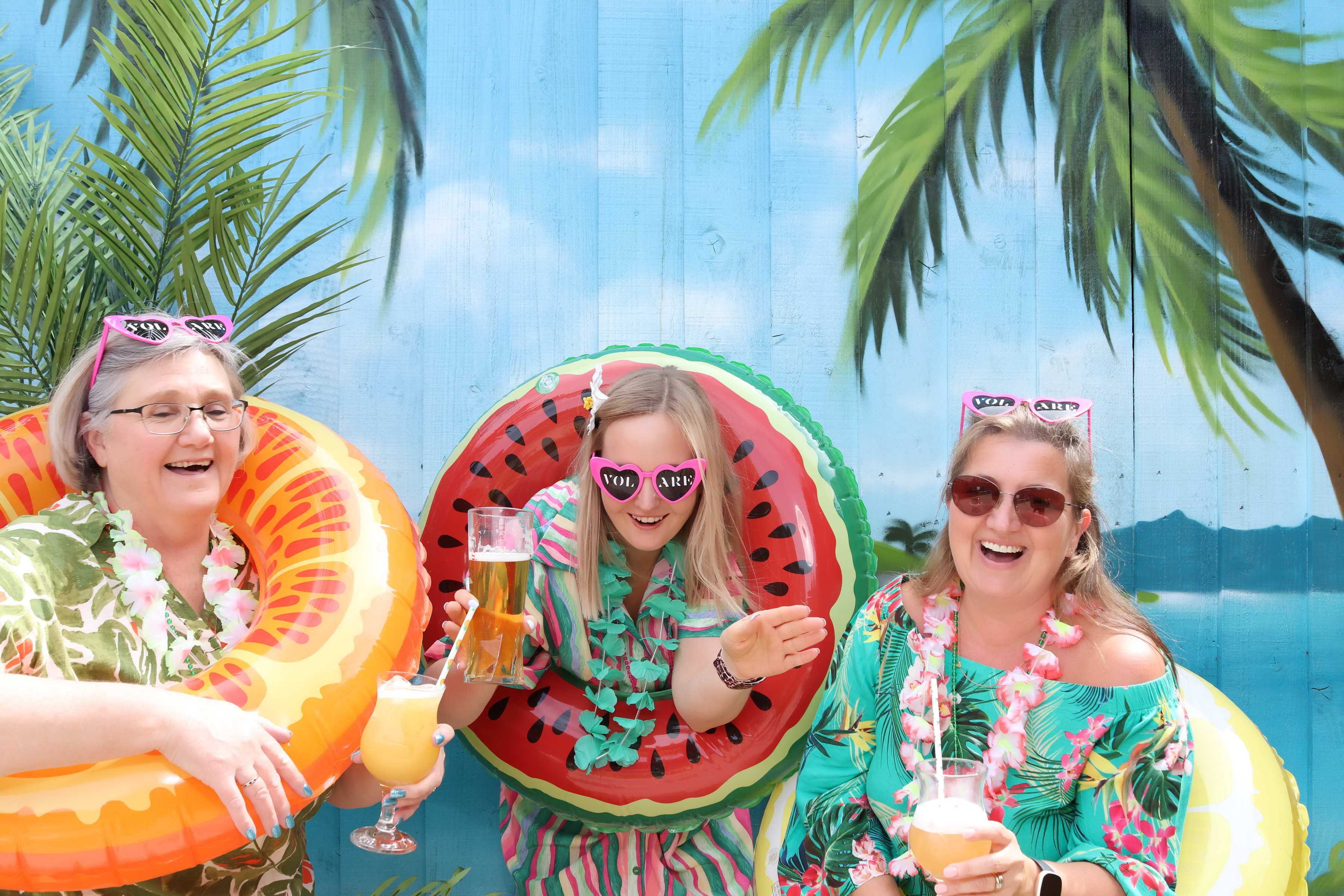 Aloha from Volare | View more photos from the event at gallery.pbooth.co.uk/u/ThePboothCompany/Aloha-from-Volare