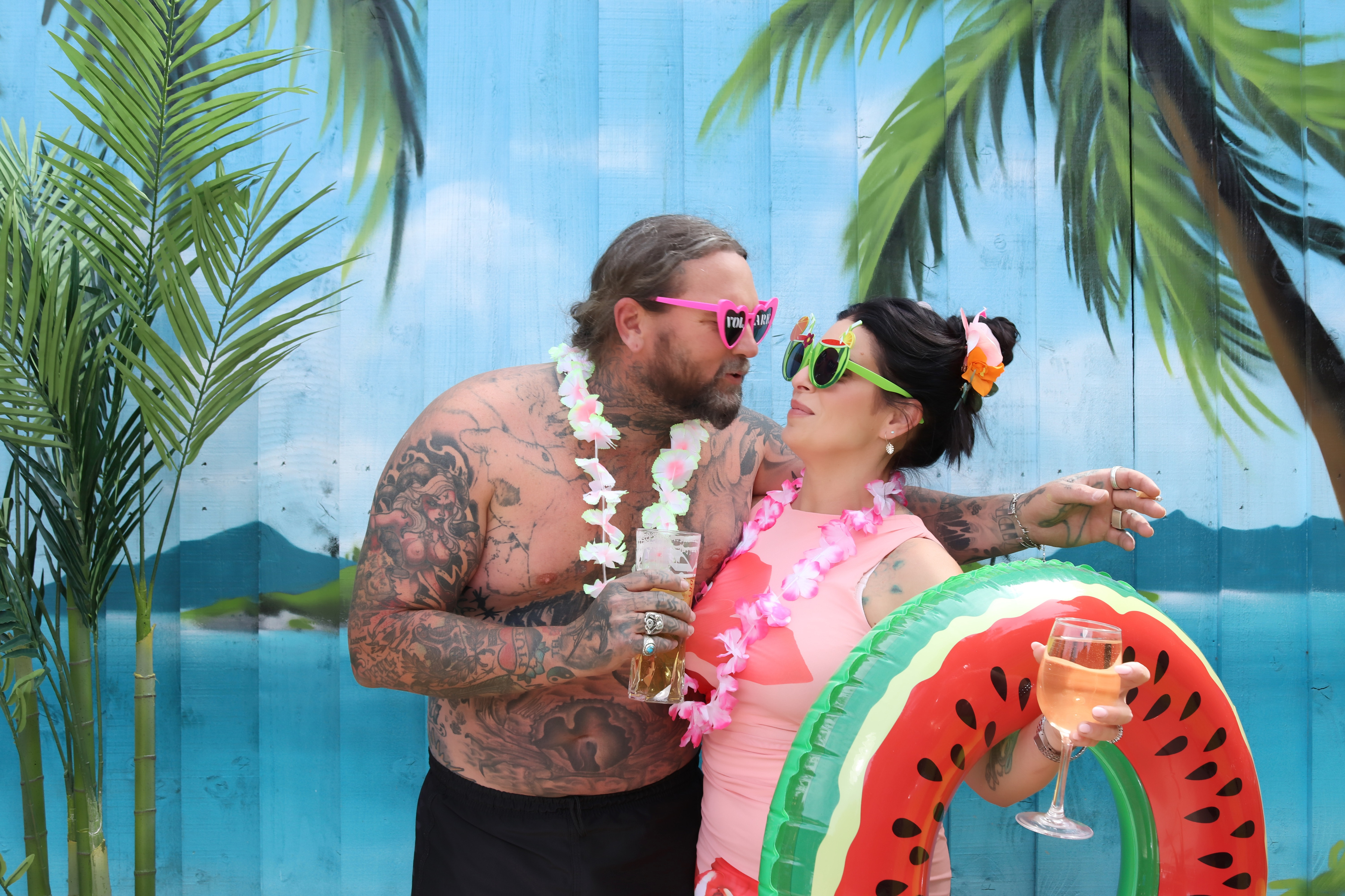 Aloha from Volare | View more photos from the event at gallery.pbooth.co.uk/u/ThePboothCompany/Aloha-from-Volare