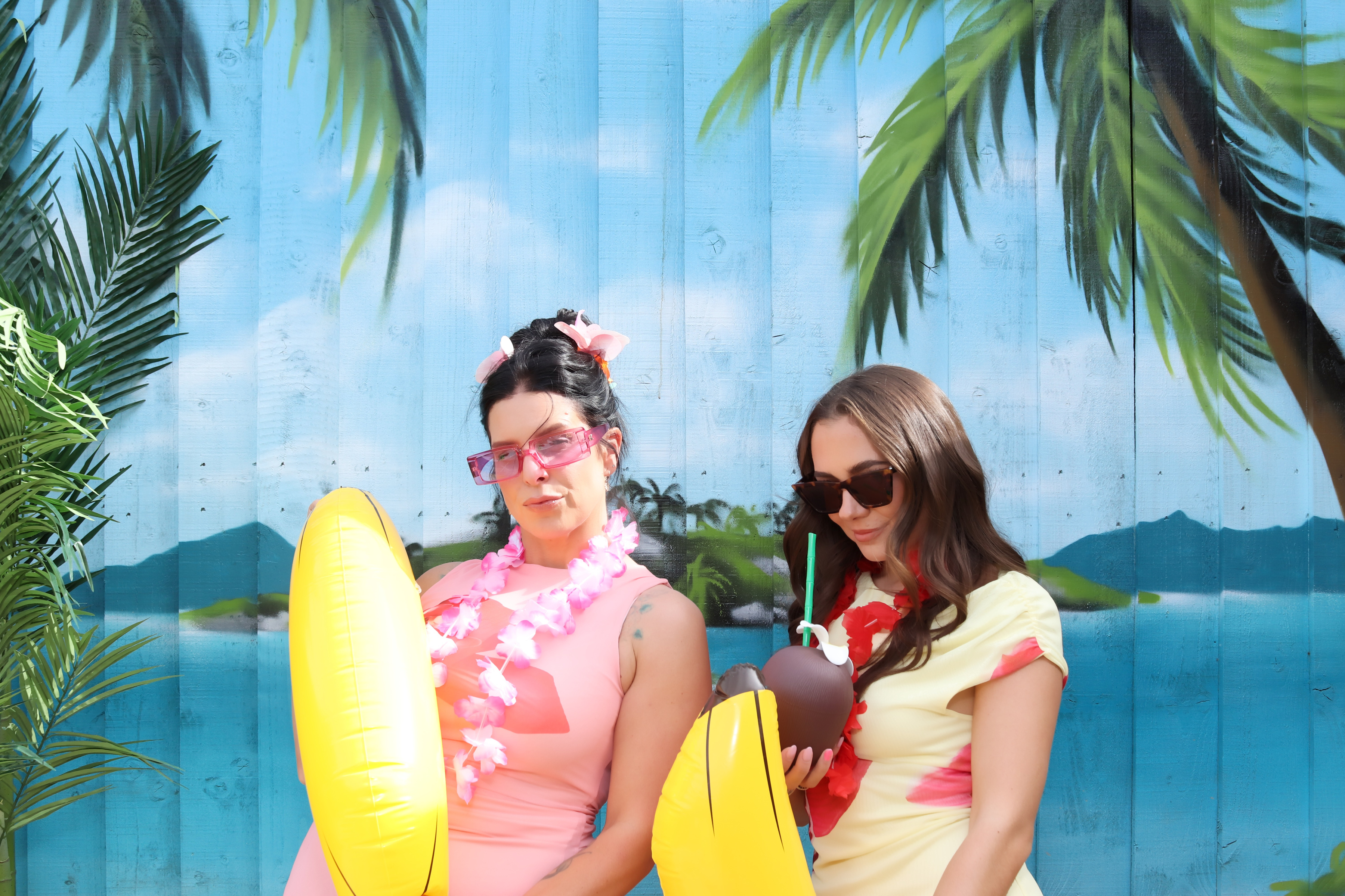 Aloha from Volare | View more photos from the event at gallery.pbooth.co.uk/u/ThePboothCompany/Aloha-from-Volare