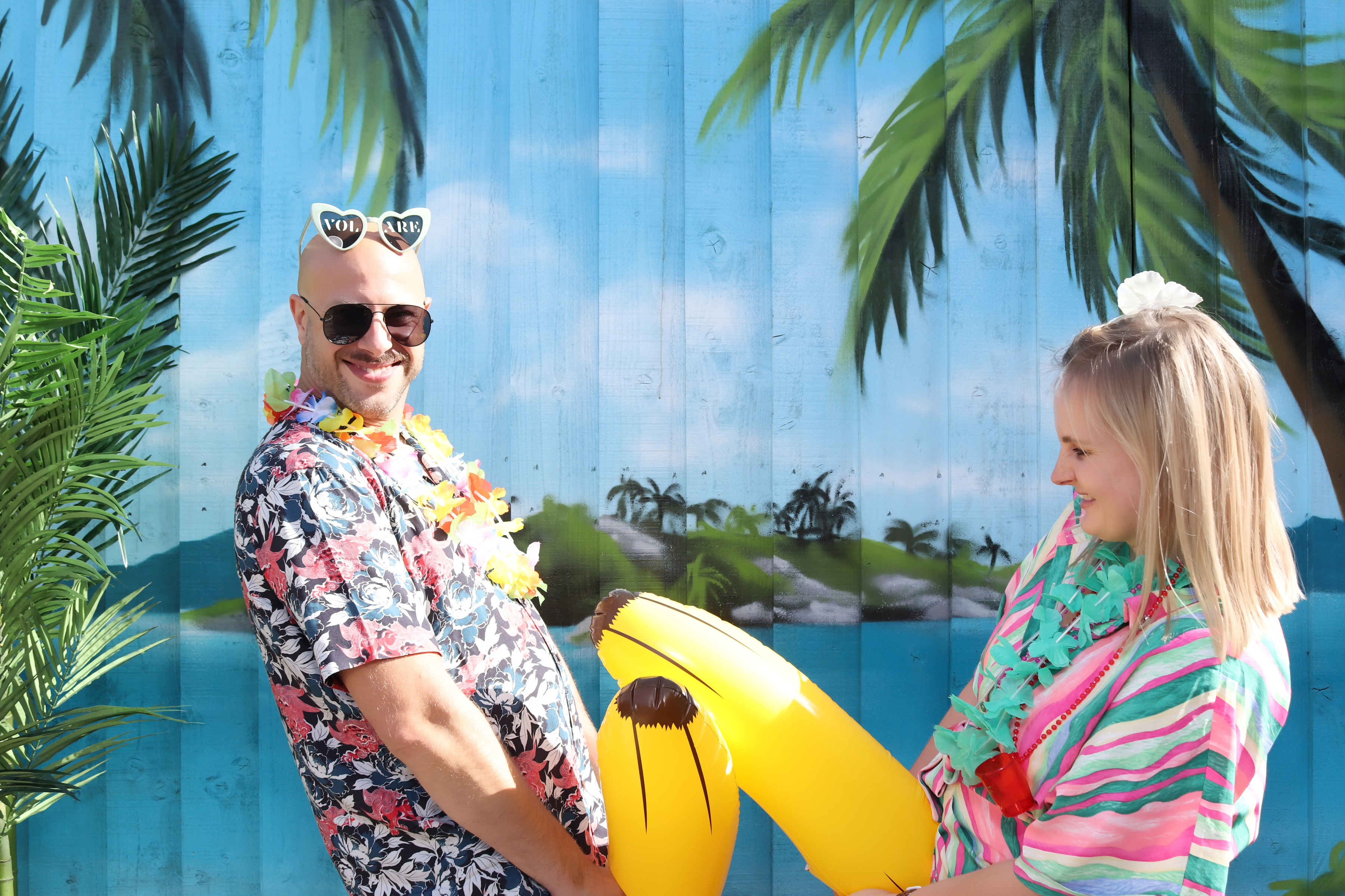 Aloha from Volare | View more photos from the event at gallery.pbooth.co.uk/u/ThePboothCompany/Aloha-from-Volare