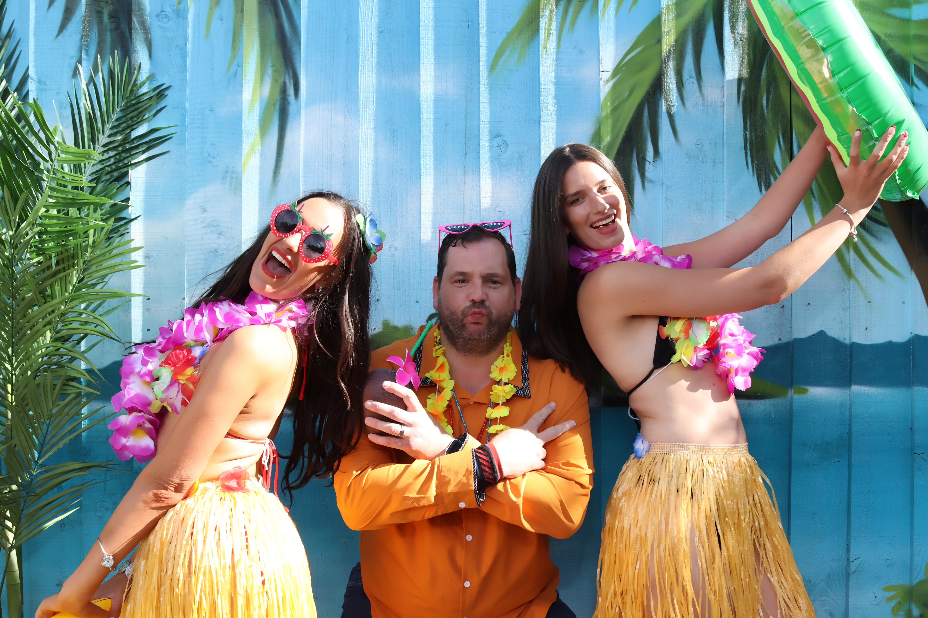 Aloha from Volare | View more photos from the event at gallery.pbooth.co.uk/u/ThePboothCompany/Aloha-from-Volare