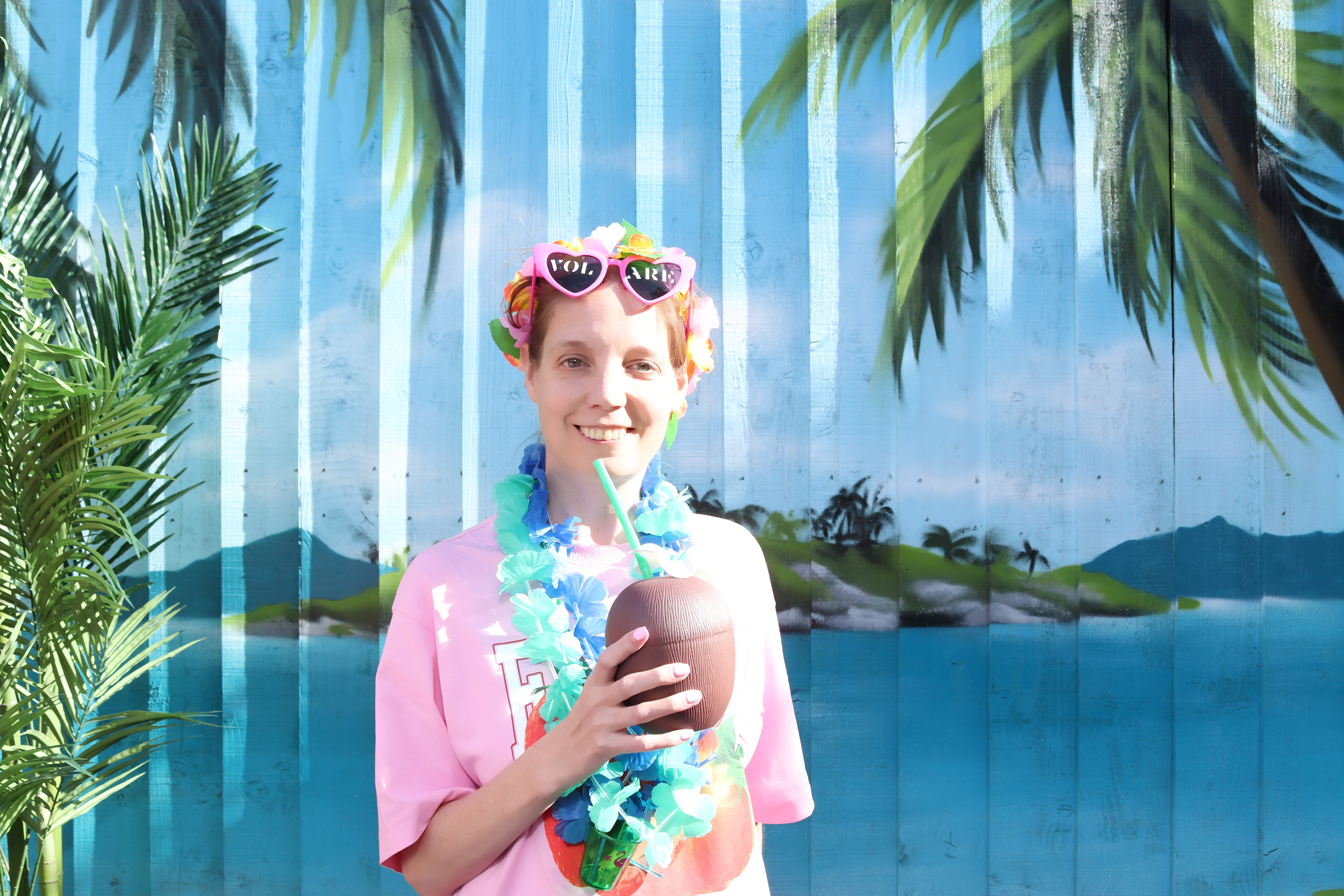 Aloha from Volare | View more photos from the event at gallery.pbooth.co.uk/u/ThePboothCompany/Aloha-from-Volare