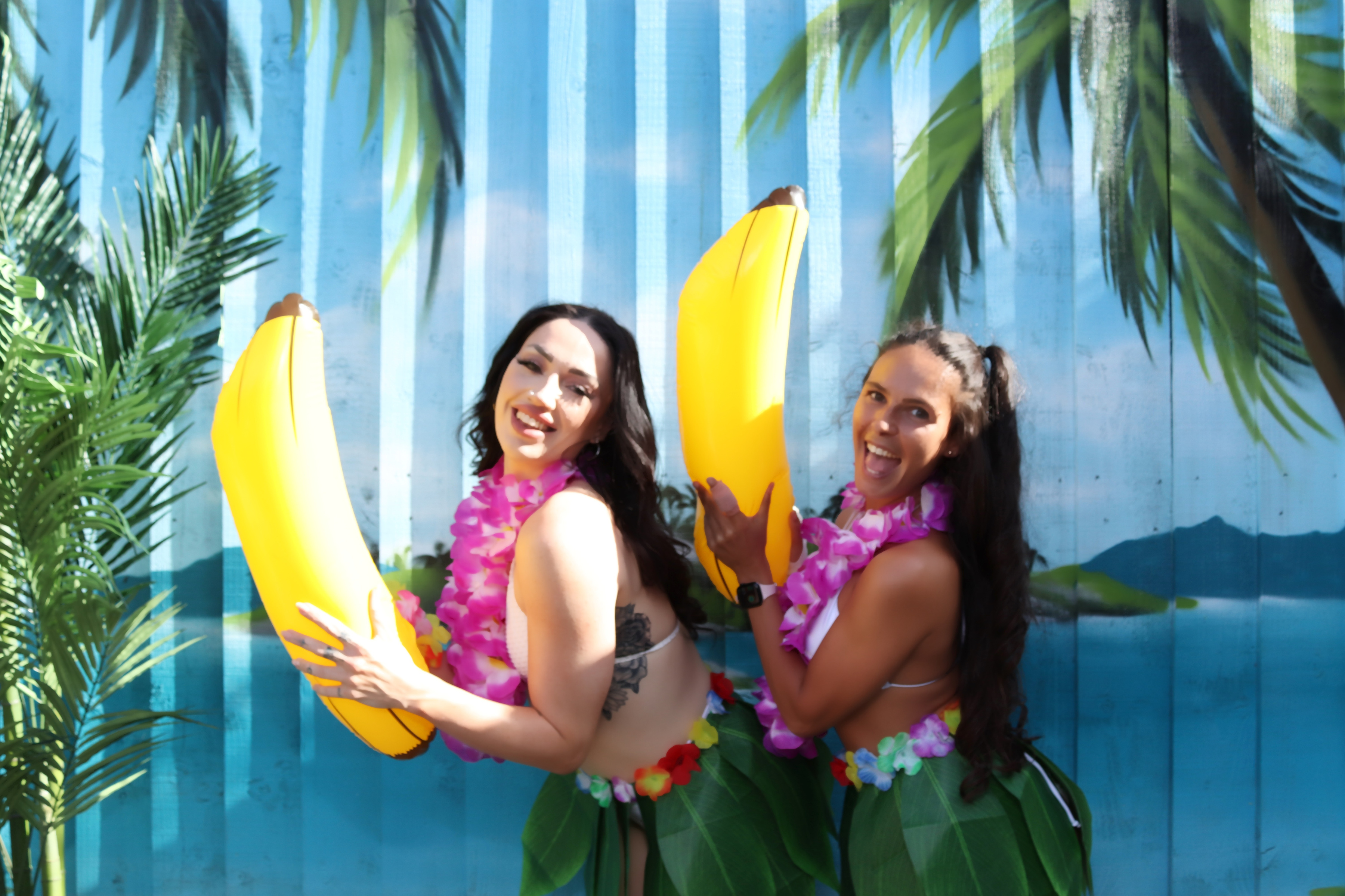 Aloha from Volare | View more photos from the event at gallery.pbooth.co.uk/u/ThePboothCompany/Aloha-from-Volare