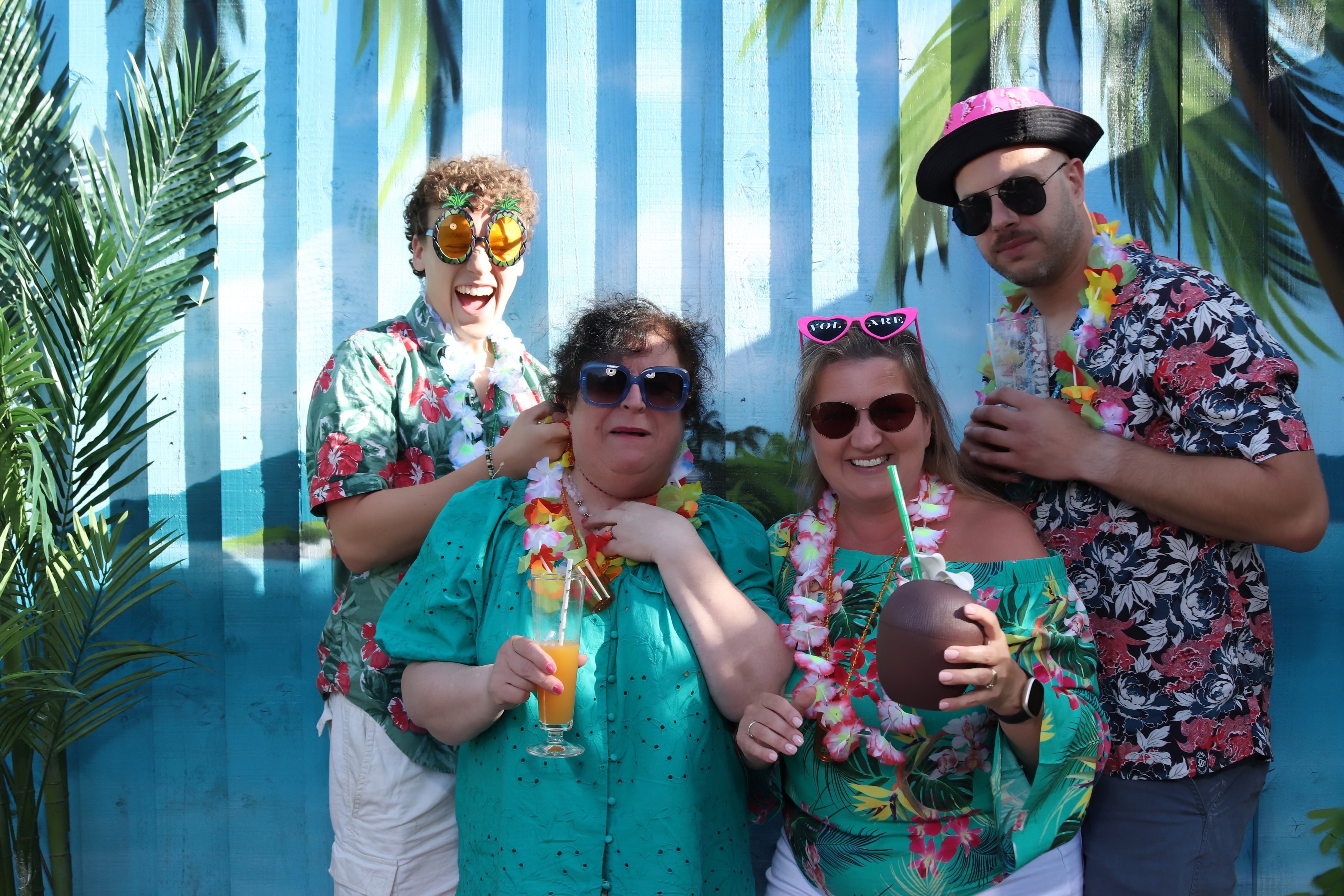 Aloha from Volare | View more photos from the event at gallery.pbooth.co.uk/u/ThePboothCompany/Aloha-from-Volare