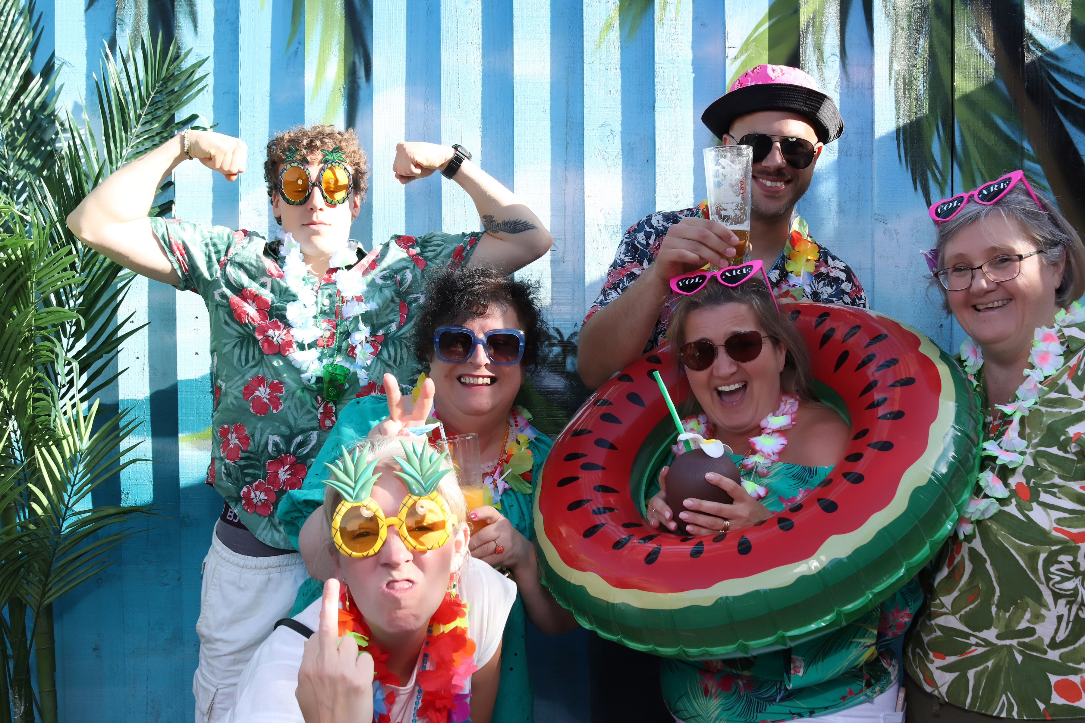 Aloha from Volare | View more photos from the event at gallery.pbooth.co.uk/u/ThePboothCompany/Aloha-from-Volare