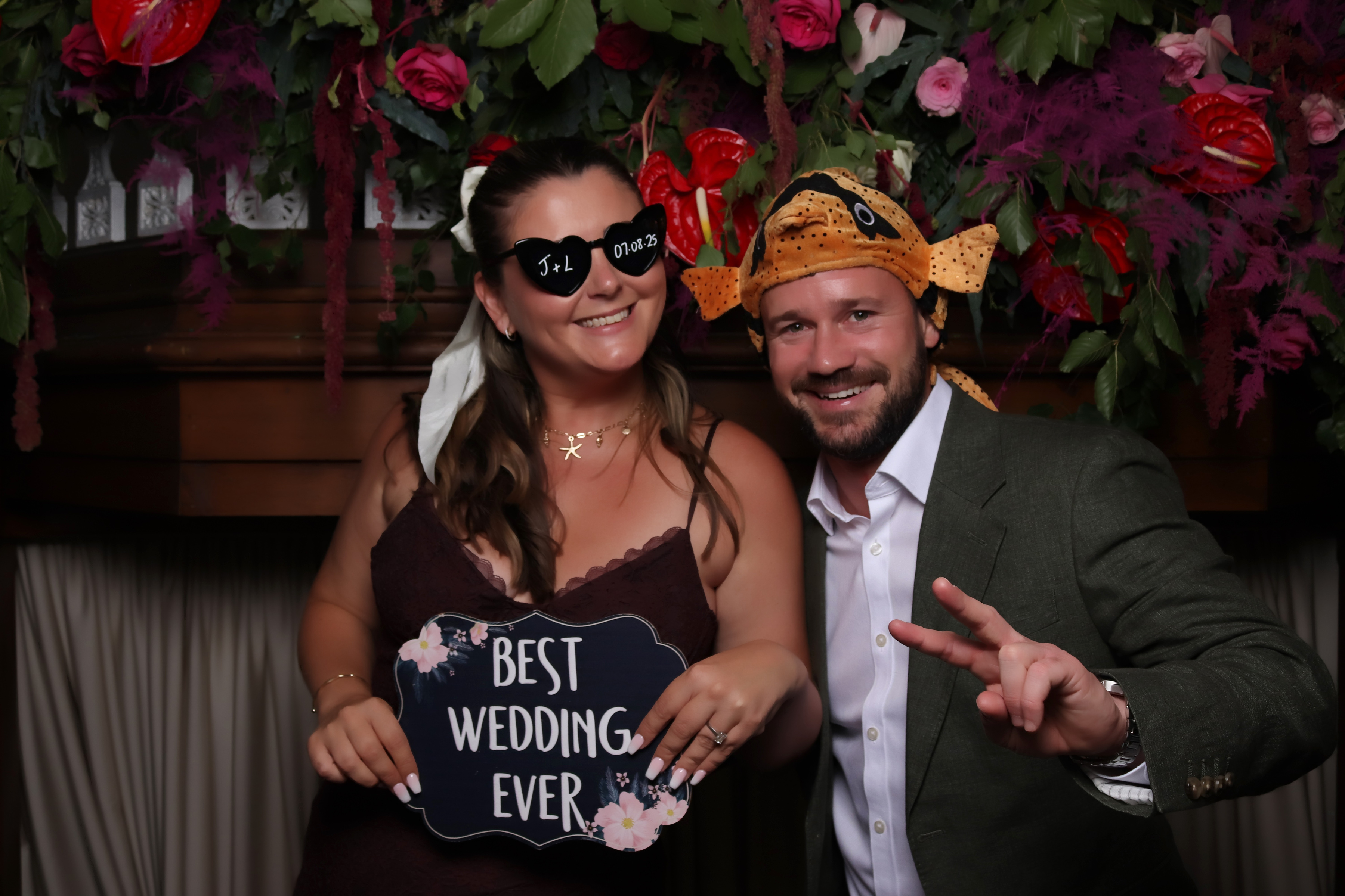 Jessica and Leonard wedding | View more photos from the event at gallery.pbooth.co.uk/u/ThePboothCompany/Jessica-and-Leonard-wedding