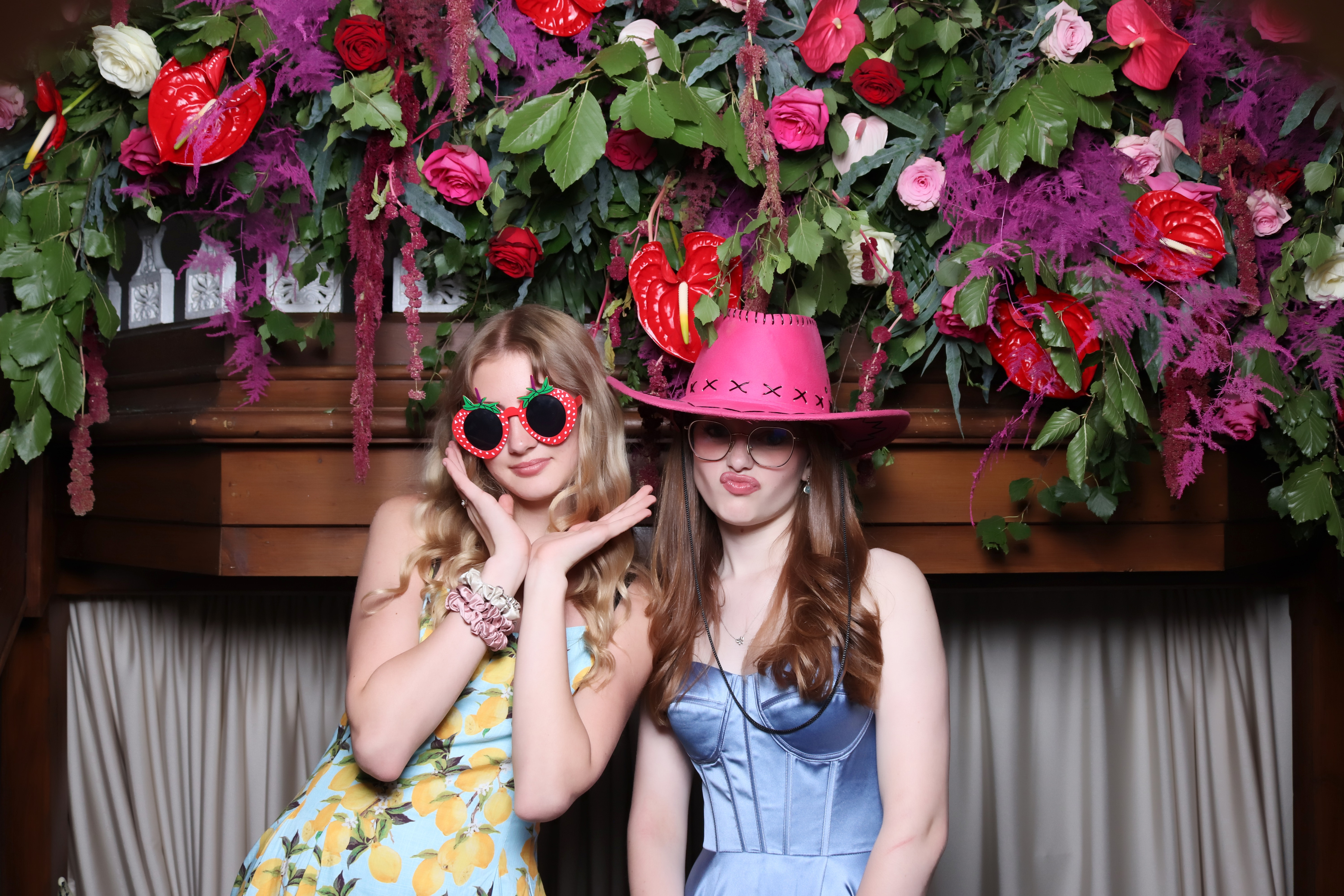 Jessica and Leonard wedding | View more photos from the event at gallery.pbooth.co.uk/u/ThePboothCompany/Jessica-and-Leonard-wedding