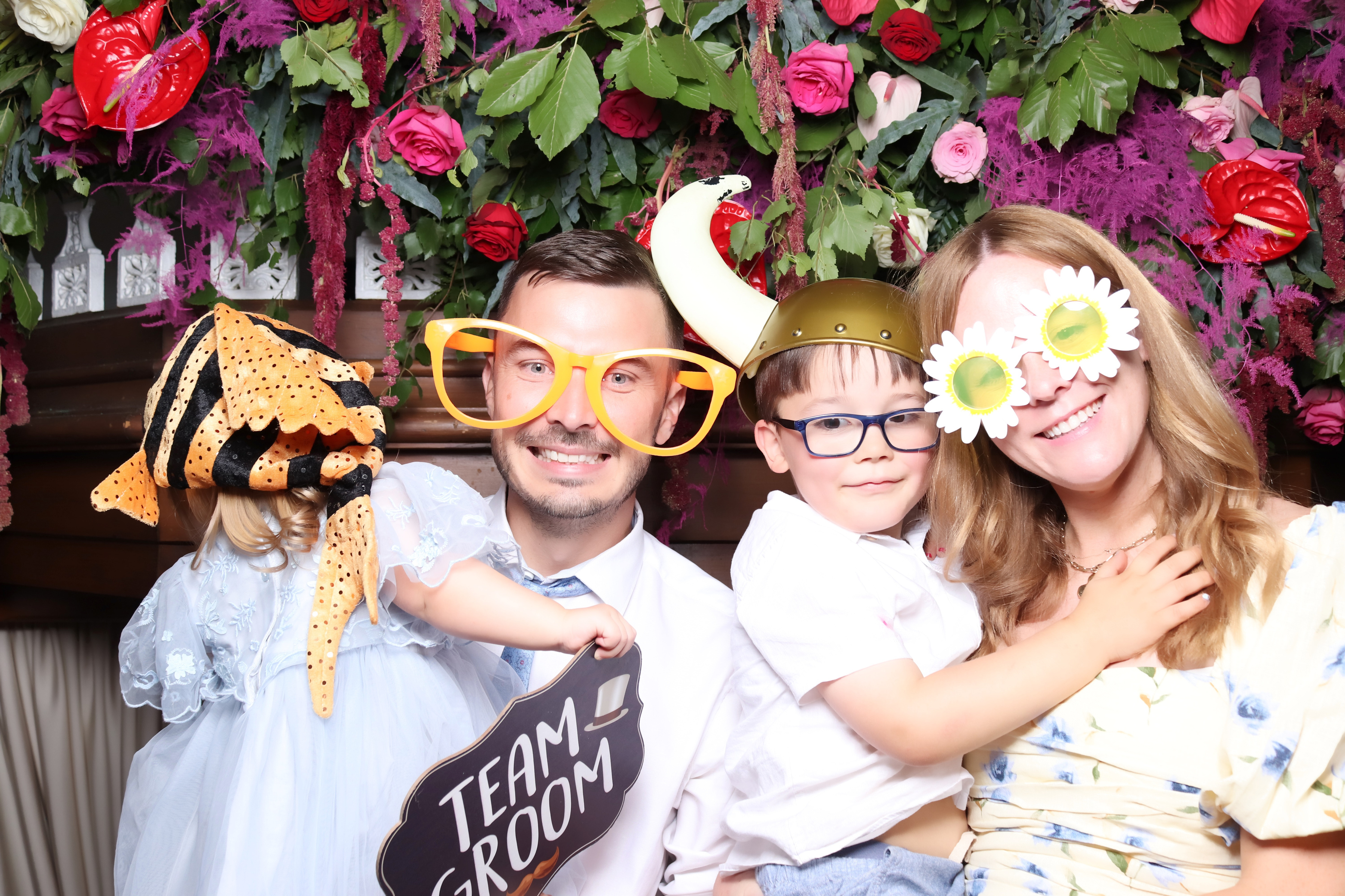 Jessica and Leonard wedding | View more photos from the event at gallery.pbooth.co.uk/u/ThePboothCompany/Jessica-and-Leonard-wedding