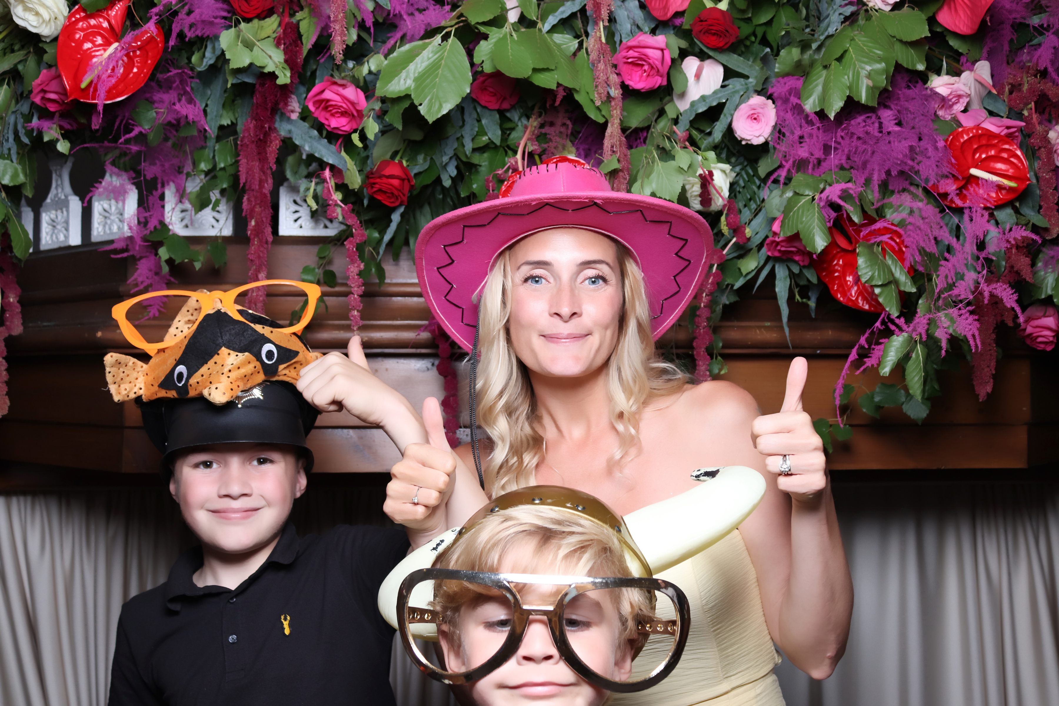 Jessica and Leonard wedding | View more photos from the event at gallery.pbooth.co.uk/u/ThePboothCompany/Jessica-and-Leonard-wedding